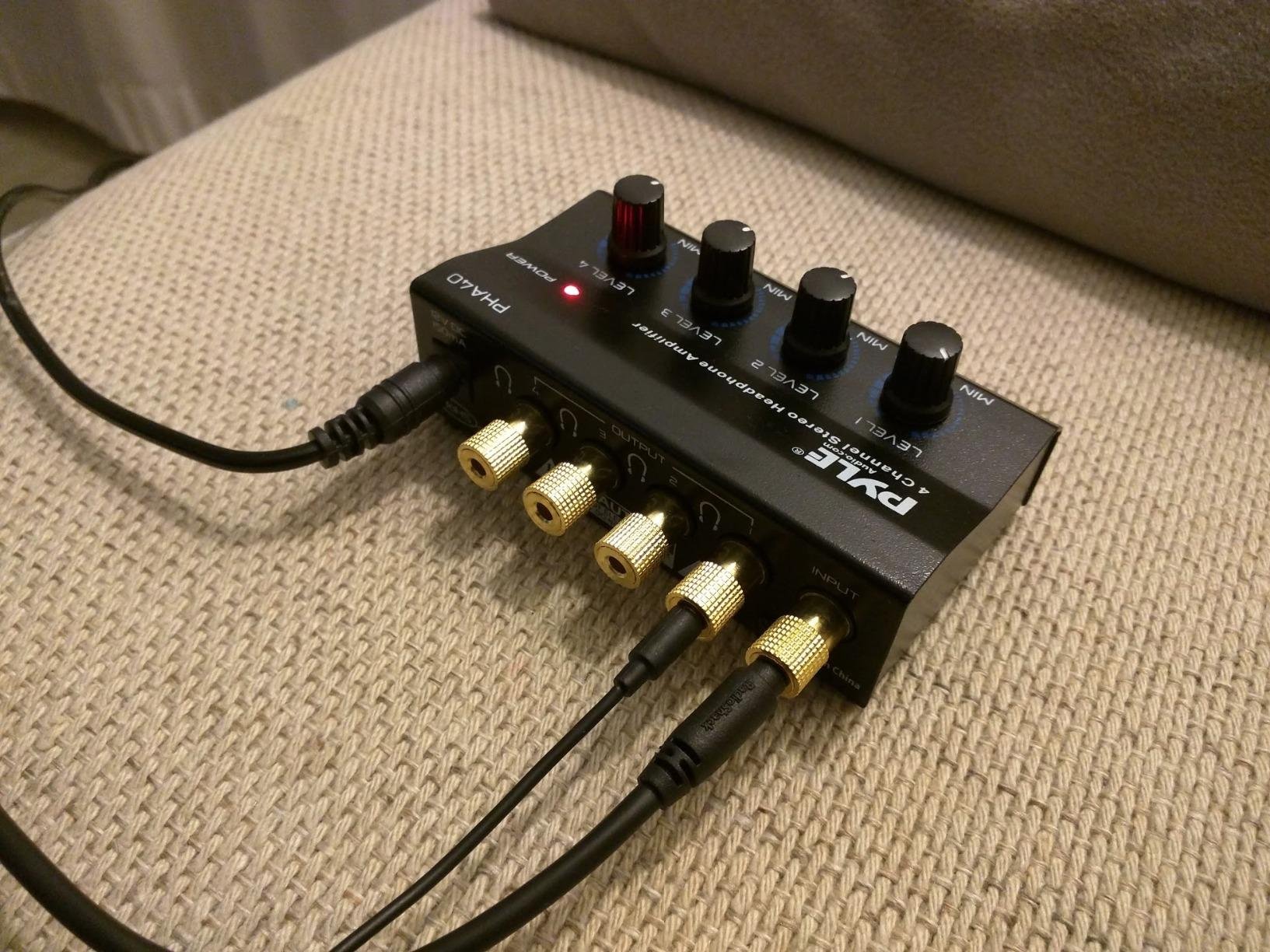 4-Channel Portable Stereo Headphone Amplifier - Professional Multi Channel Mini Earphone Splitter Amp w/ 4 ¼