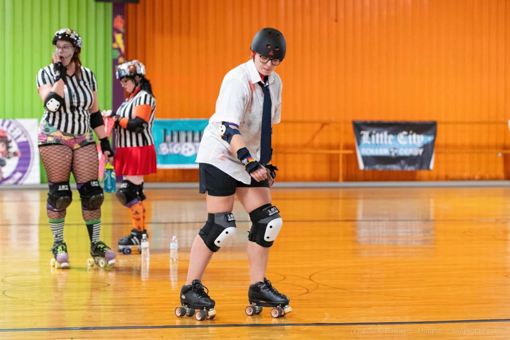 Riedell R3 Roller Skates for Men and Women - Ultra-Durable Indoor Quad Skate with Sonar Cayman Wheels, Nylon Plate, and Precision Fit customer photo 2