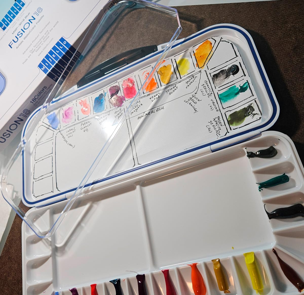 Mijello Airtight Watercolor 18-Well Blue Palette customer photo 2