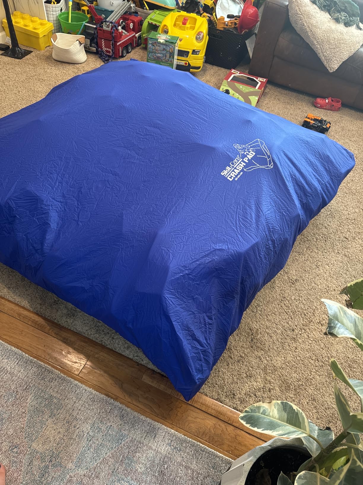 Skil-Care Crash Pad, Crash Pads for Kids Sensory Room Equipment, Sensory Crash Mat, Soft Foam Landing Zone for Sensory Input, Bean Bag Alternative for Reading and Relaxation, 3'x4' 5'x5' 6'x6' 8'x8' customer photo 2