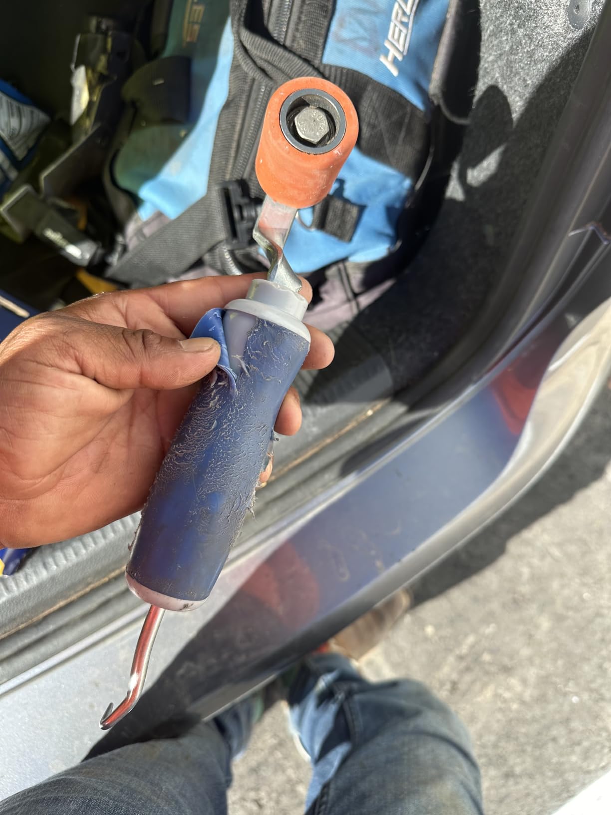 Everhard Roll-N-Chek Silicone Seam Roller with Tester Probe MR05032 customer photo 2