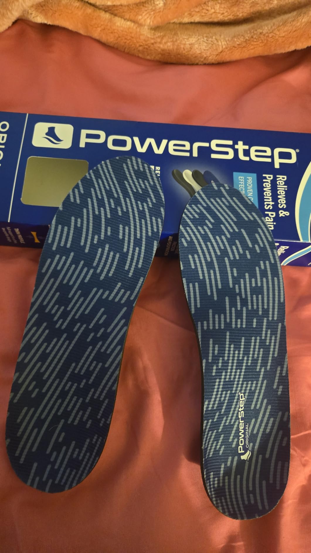 PowerStep Original Insoles, Arch Pain Relief Orthotics, Tight Shoes, Foot Support for Plantar Fasciitis, Mild Pronation, Foot & Arch Support Inserts, Shoe Inserts, Made in The USA customer photo 2