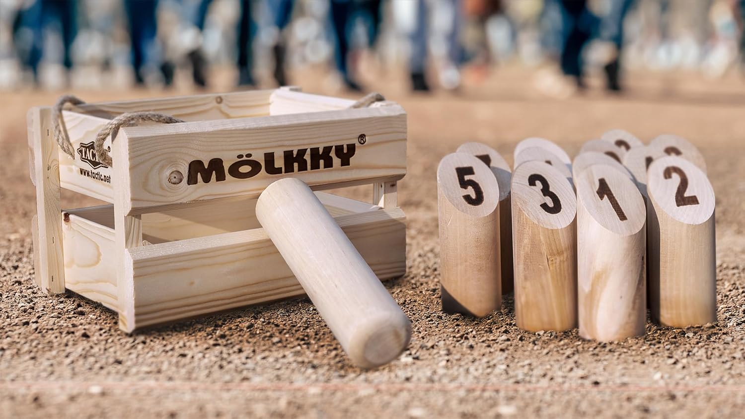 Mölkky Outdoor Dexterity Game by Tactic - 2+ Players - Board Games for Family - 15+ Minutes of Gameplay - Games for Family Game Night - for Teens and Adults Ages 14+ - English Version customer photo 2
