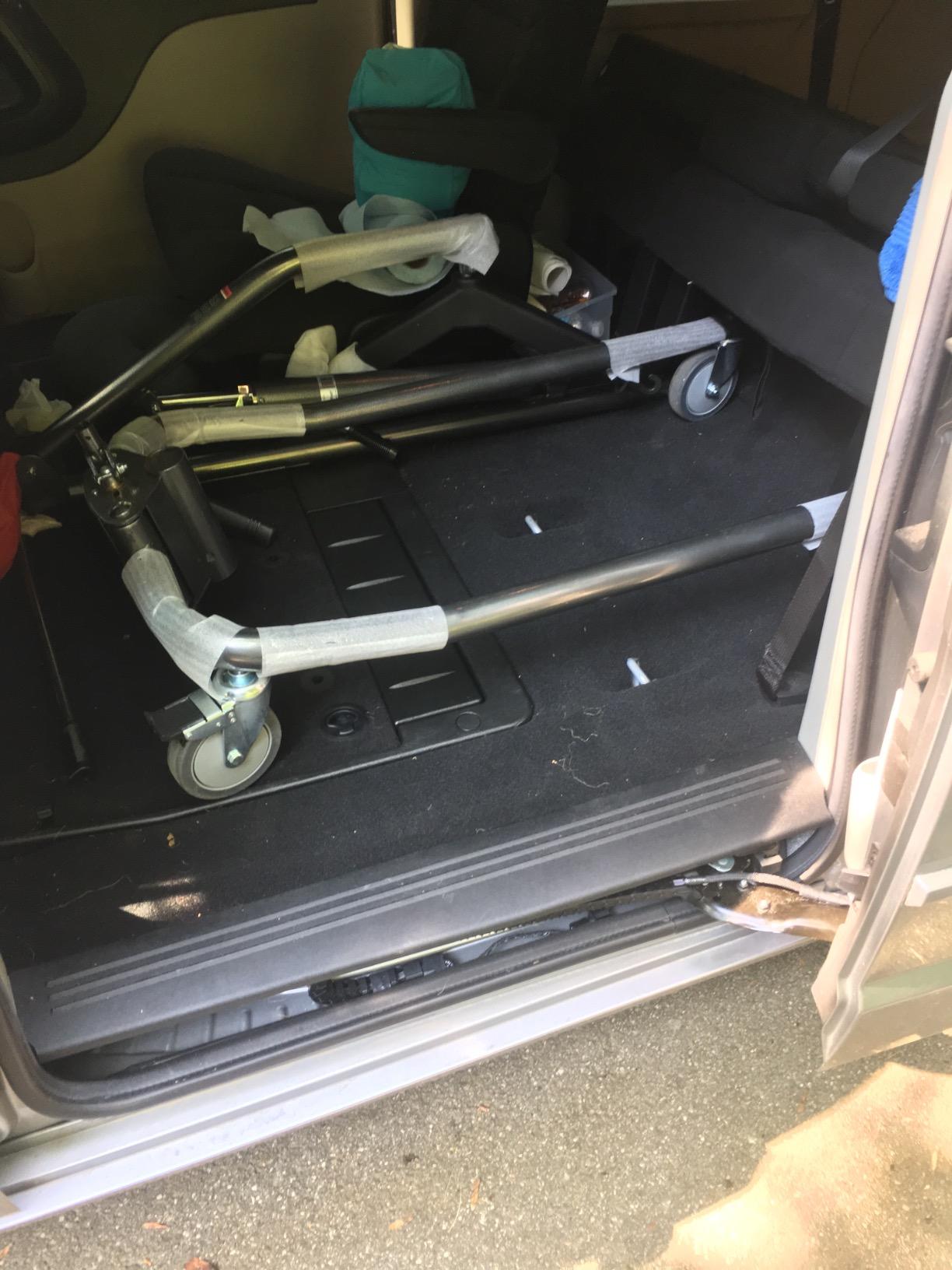 Drive Medical 13023SV Handicap Hydraulic Lift, Silver Vein 5 Inch customer photo 1