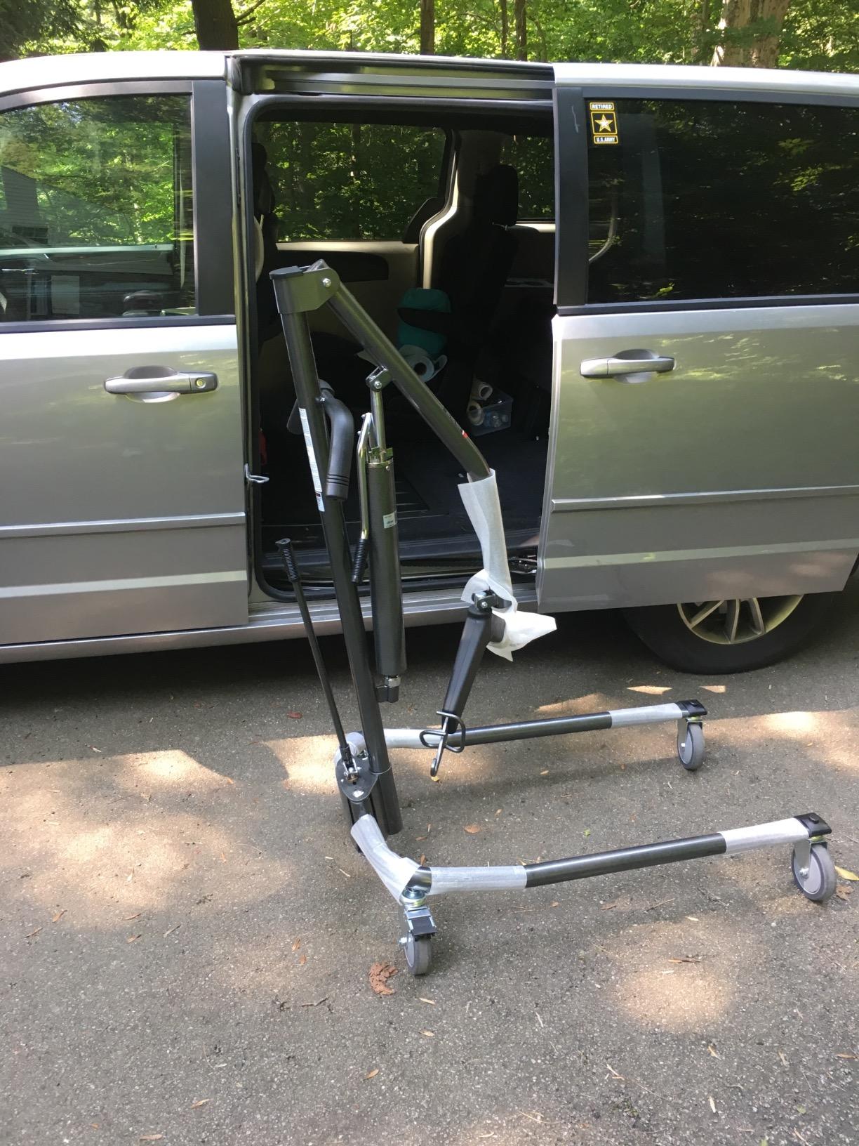 Drive Medical 13023SV Handicap Hydraulic Lift, Silver Vein 5 Inch customer photo 2