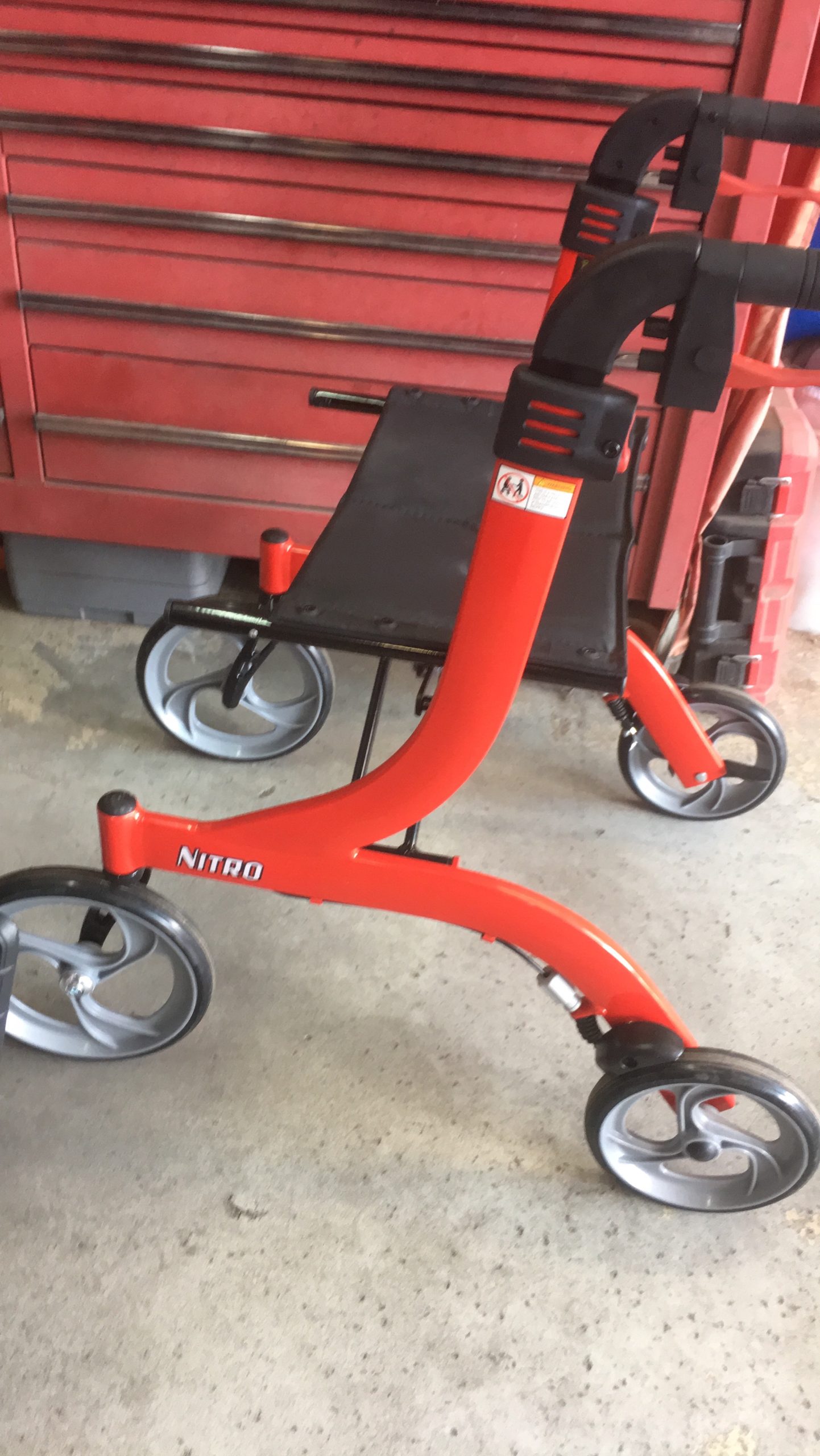 Drive Medical RTL10266 Nitro Euro-Style 4-Wheel Rollator with Seat, Red customer photo 1
