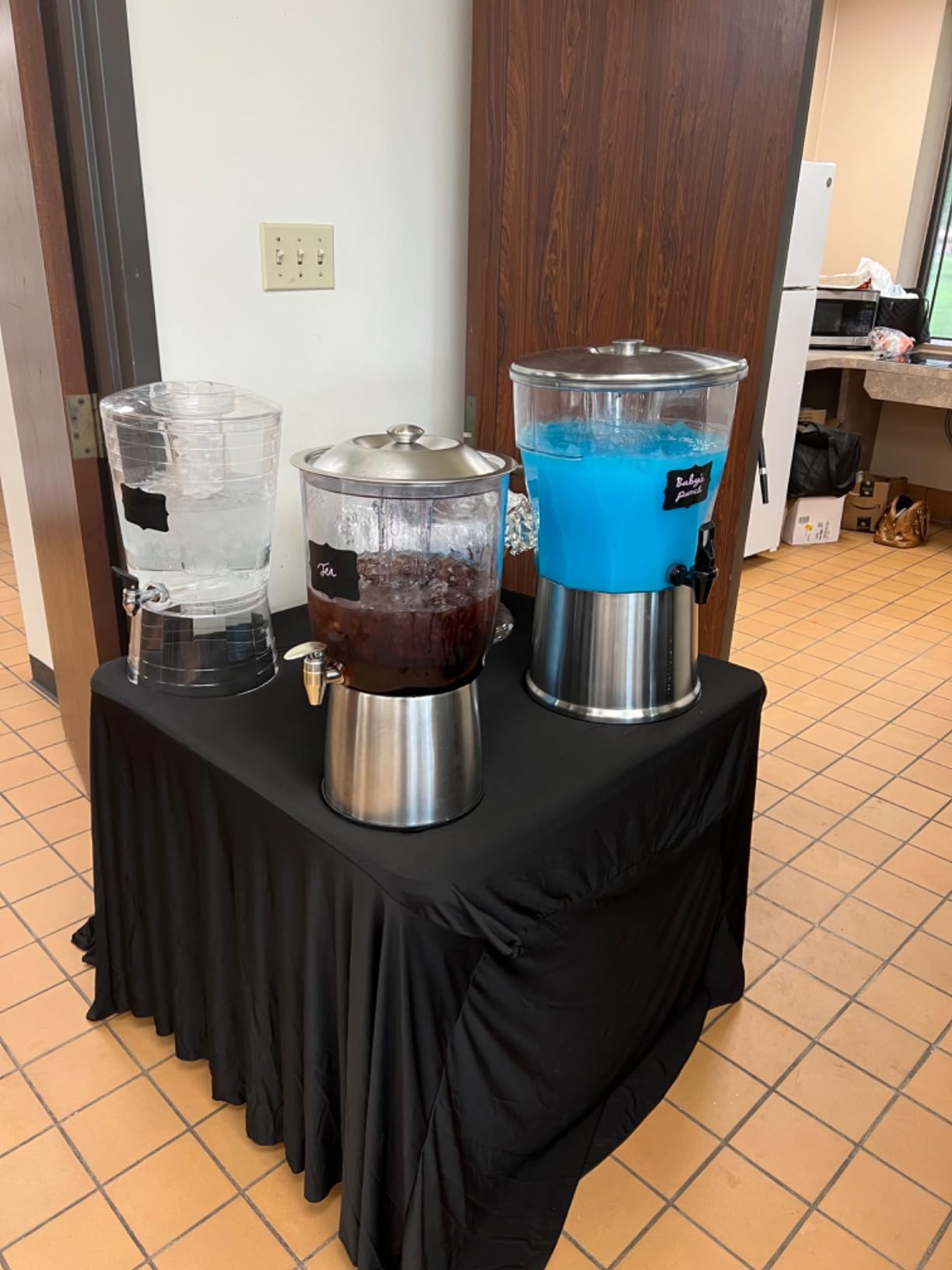 Service Ideas CBDRT5SS Beverage Dispenser, Round, 5 Gallon with Plastic Container and Optional Infuser Tube, Stainless Steel Base and Lid, NSF certified customer photo 1