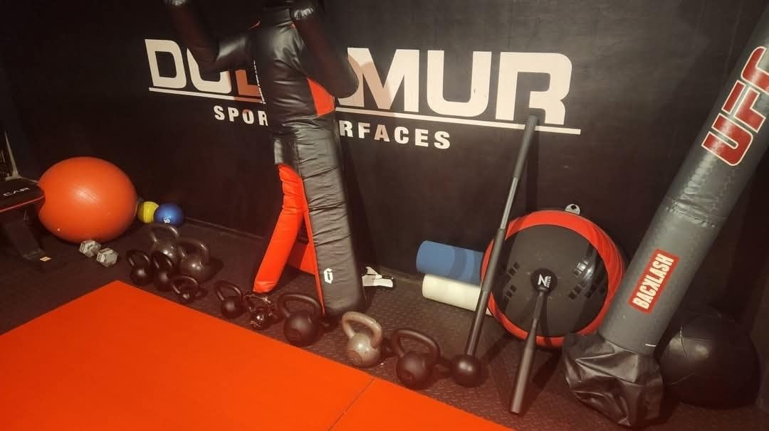 Yes4All Kettlebell Sets, 5 - 10 - 15 - 20 - 25 - 30 LB Cast Iron Strength Training Kettlebells, Wide Handles & Flat Bottom, Multi-Level from Beginners to Pros for Strength Training & Home Gym customer photo 2