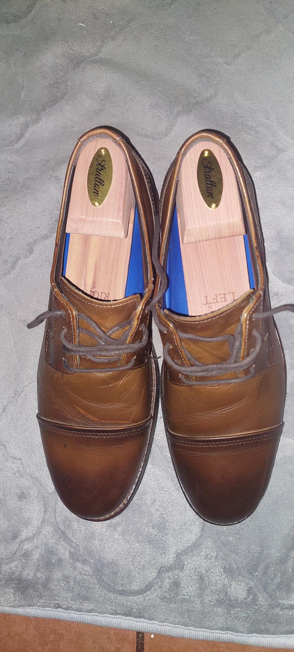 Stratton Cedar Shoe Tree - Shoe Trees for Men & Women, Sneakers, Widener & Shaper | GROWN IN USA customer photo 1
