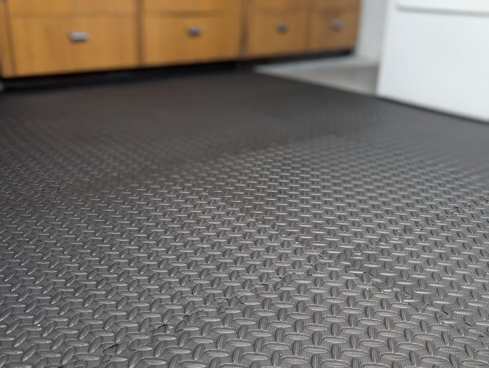 ProsourceFit Puzzle Exercise Mat ½ in, EVA Interlocking Foam Floor Tiles for Home Gym, Mat for Home Workout Equipment, Floor Padding for Kids, Black, 24 in x 24 in x ½ in, 24 Sq Ft - 6 Tiles customer photo 1