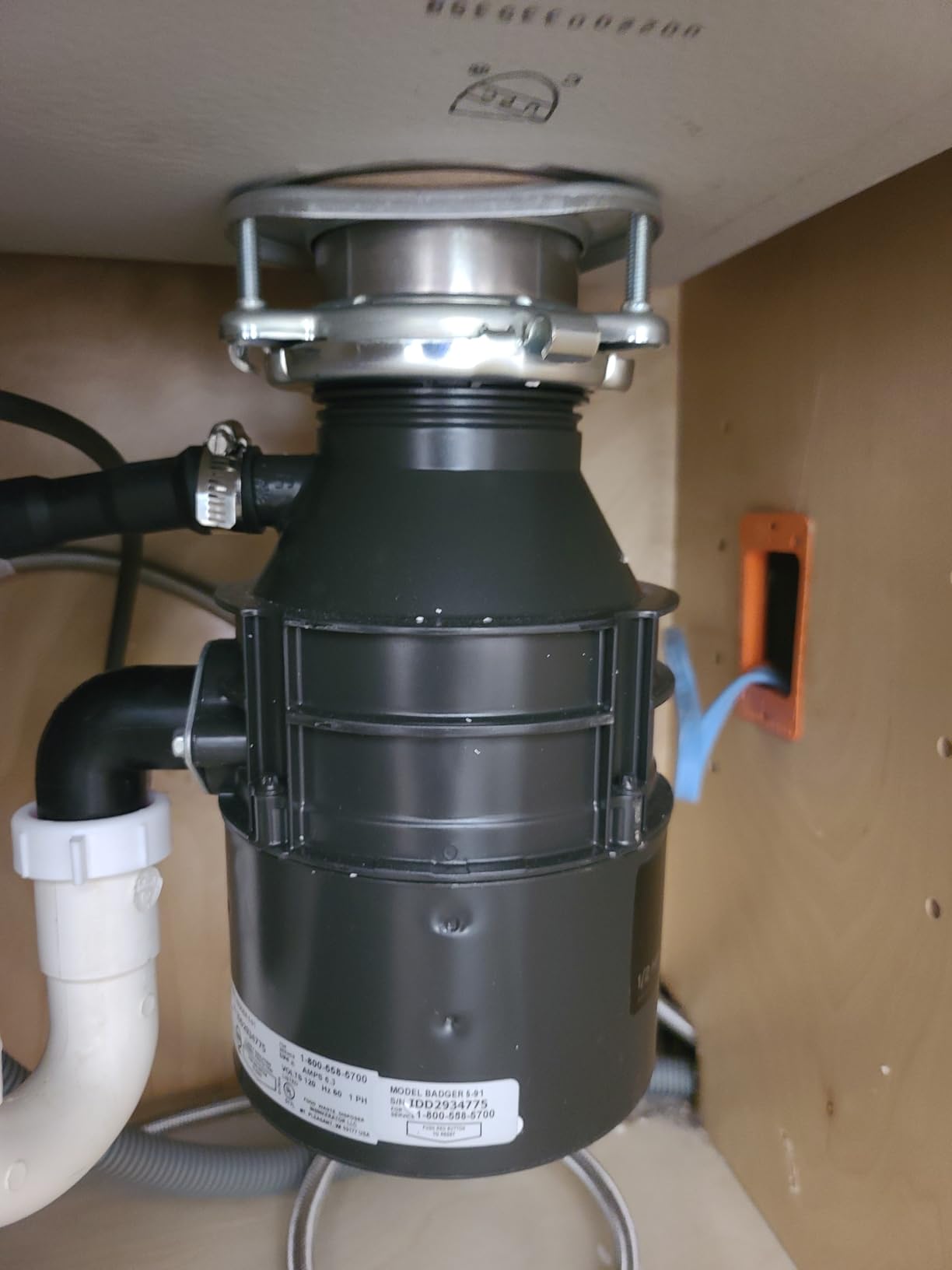 InSinkErator Badger 5XP Garbage Disposal with Power Cord, Standard Series 3/4 HP Continuous Feed Food Waste Disposer, Badger 5XP W/C customer photo 1