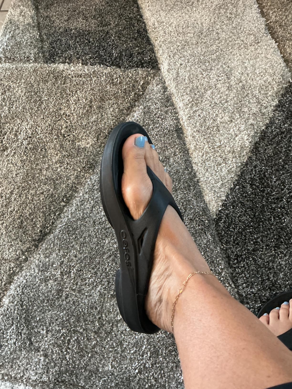 OOriginal Recovery Sandal - Women's and Men's customer photo 2