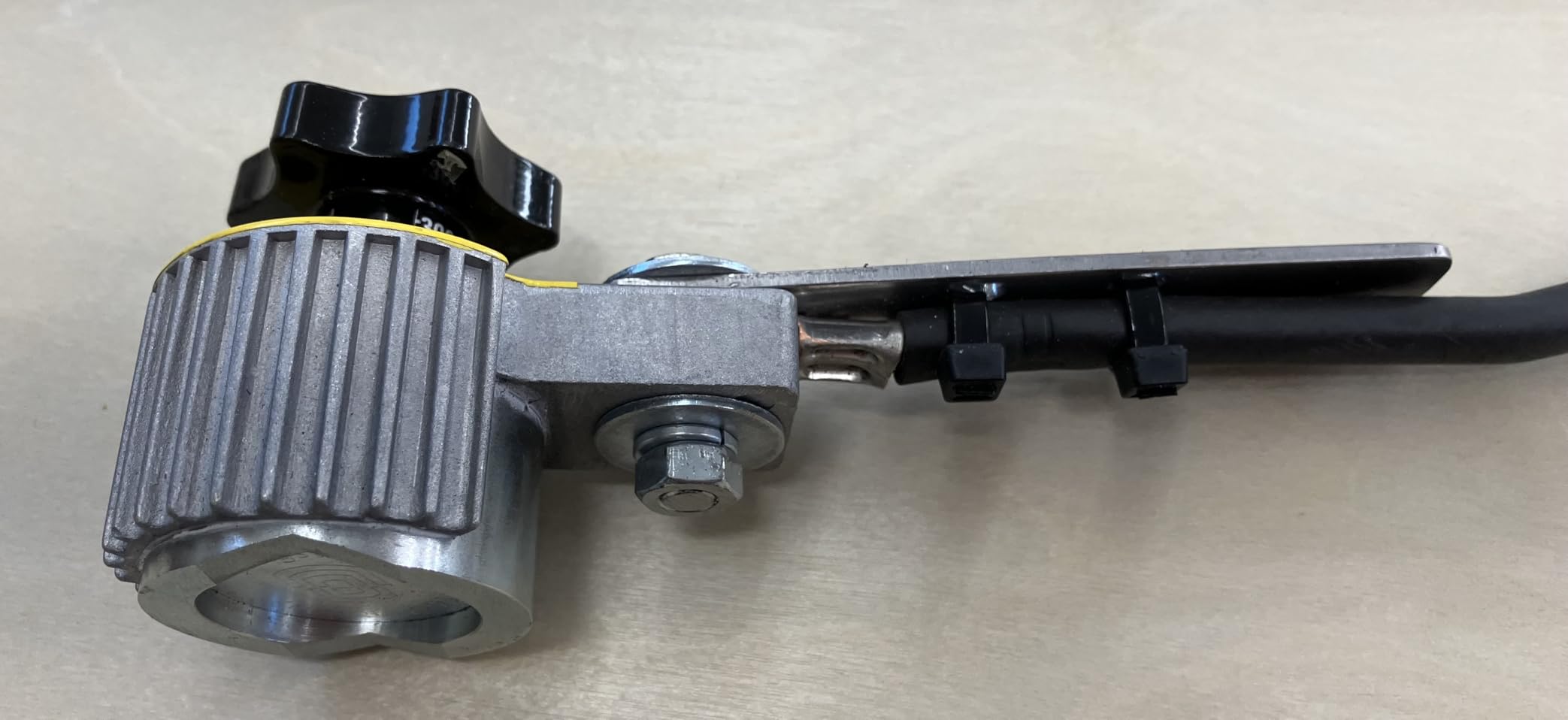 Magswitch 300 Amp Magnetic Welding Ground Base Clamp Holder for Welding Kit, Tools, Supplies and Accessories, Magnet Switch with On/Off Grounding Capabilities, (8100746) customer photo 1
