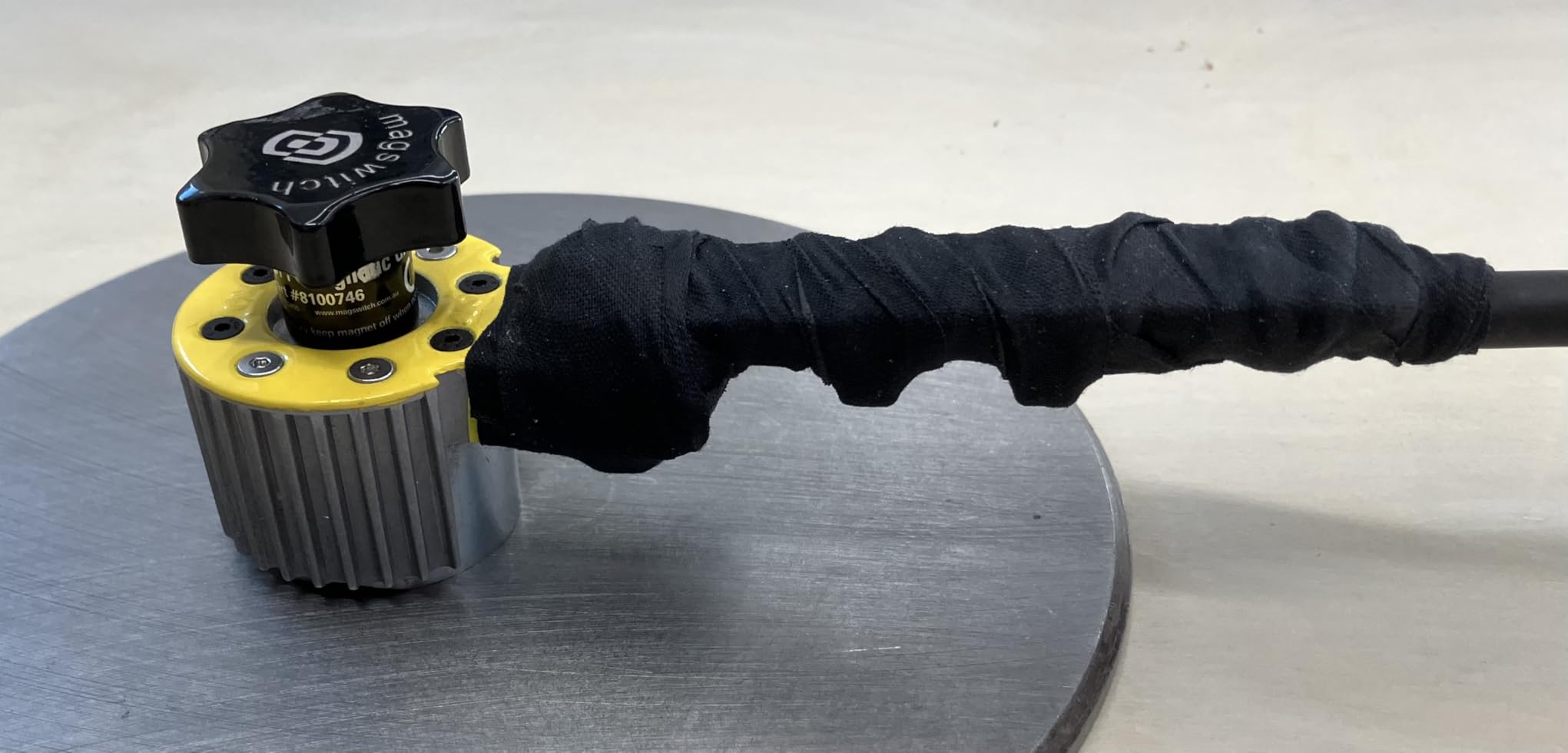 Magswitch 300 Amp Magnetic Welding Ground Base Clamp Holder for Welding Kit, Tools, Supplies and Accessories, Magnet Switch with On/Off Grounding Capabilities, (8100746) customer photo 2
