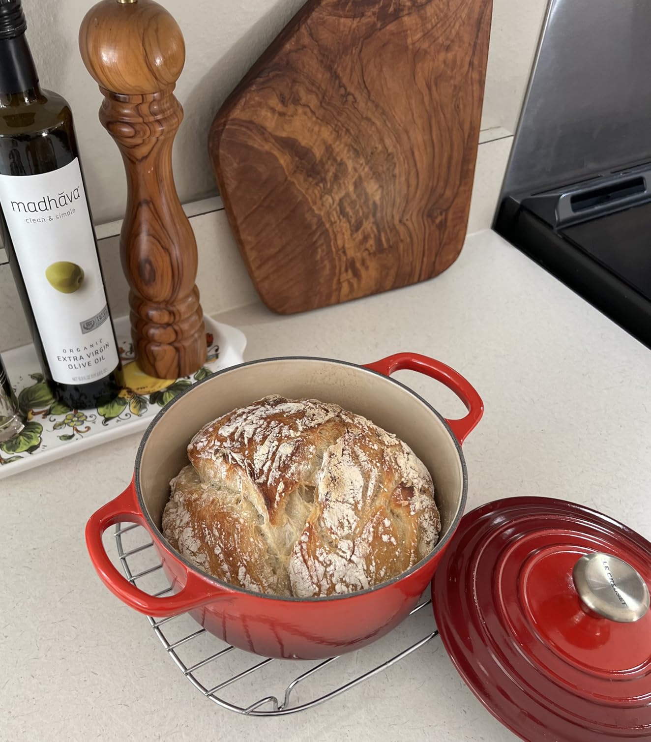 Le Creuset Enameled Cast Iron Signature Round Dutch Oven, 7.25 qt., Flame customer photo 1