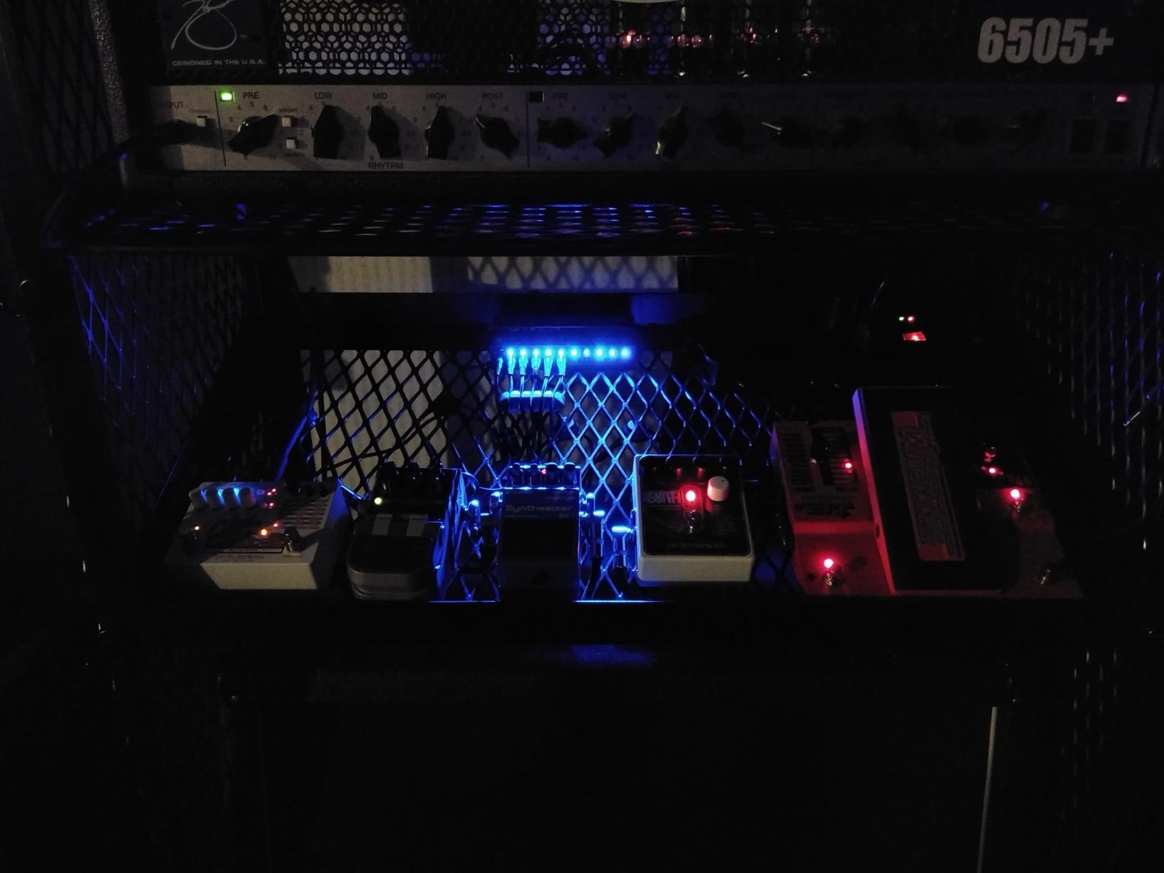 Donner DP-1 Guitar Power Supply 10 Isolated DC Output for 9V/12V/18V Effect Pedal customer photo 1