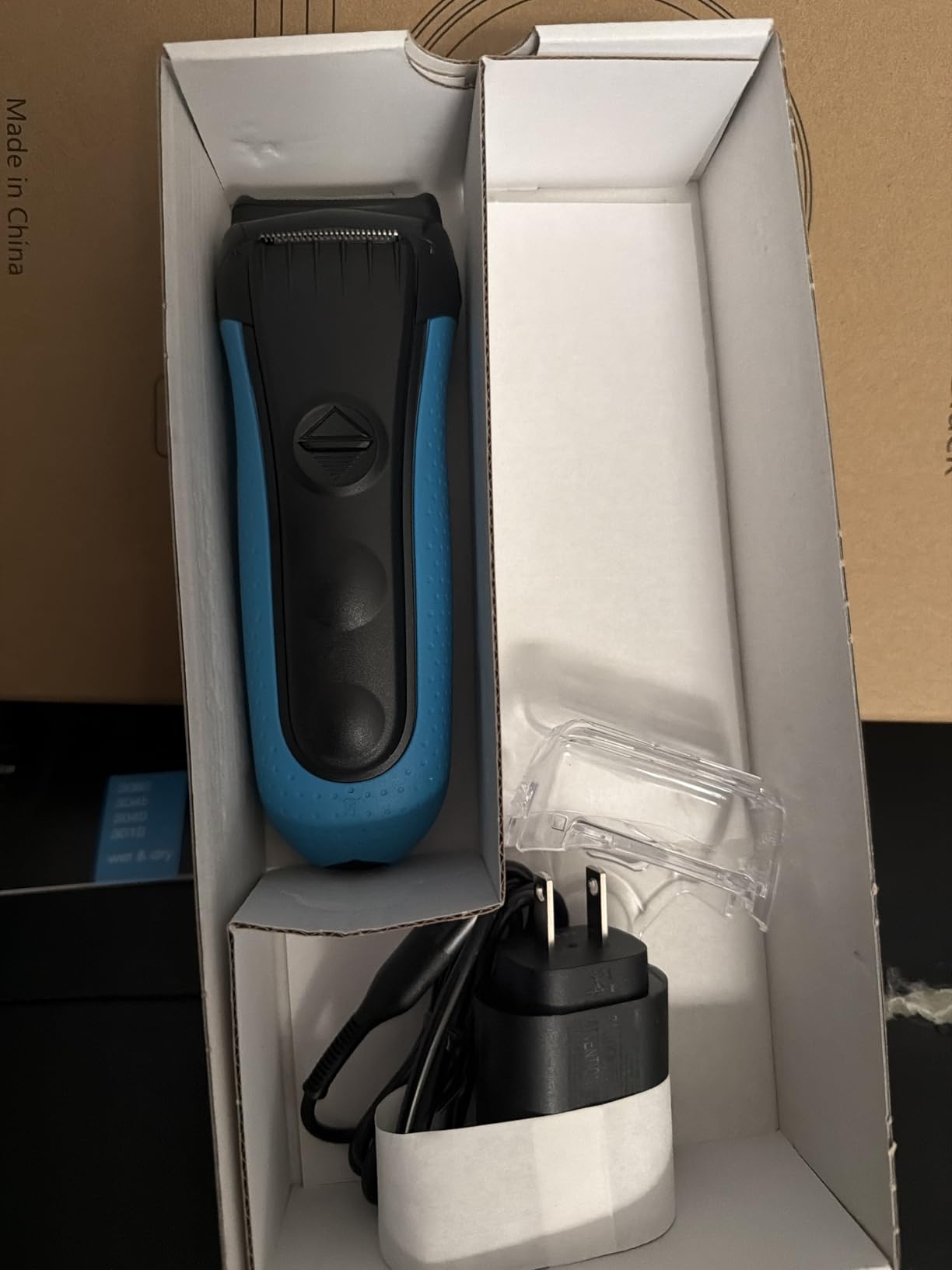 Braun Electric Series 3 Razor with Precision Trimmer, Rechargeable, Wet & Dry Foil Shaver for Men, Blue/Black, 4 Piece customer photo 1