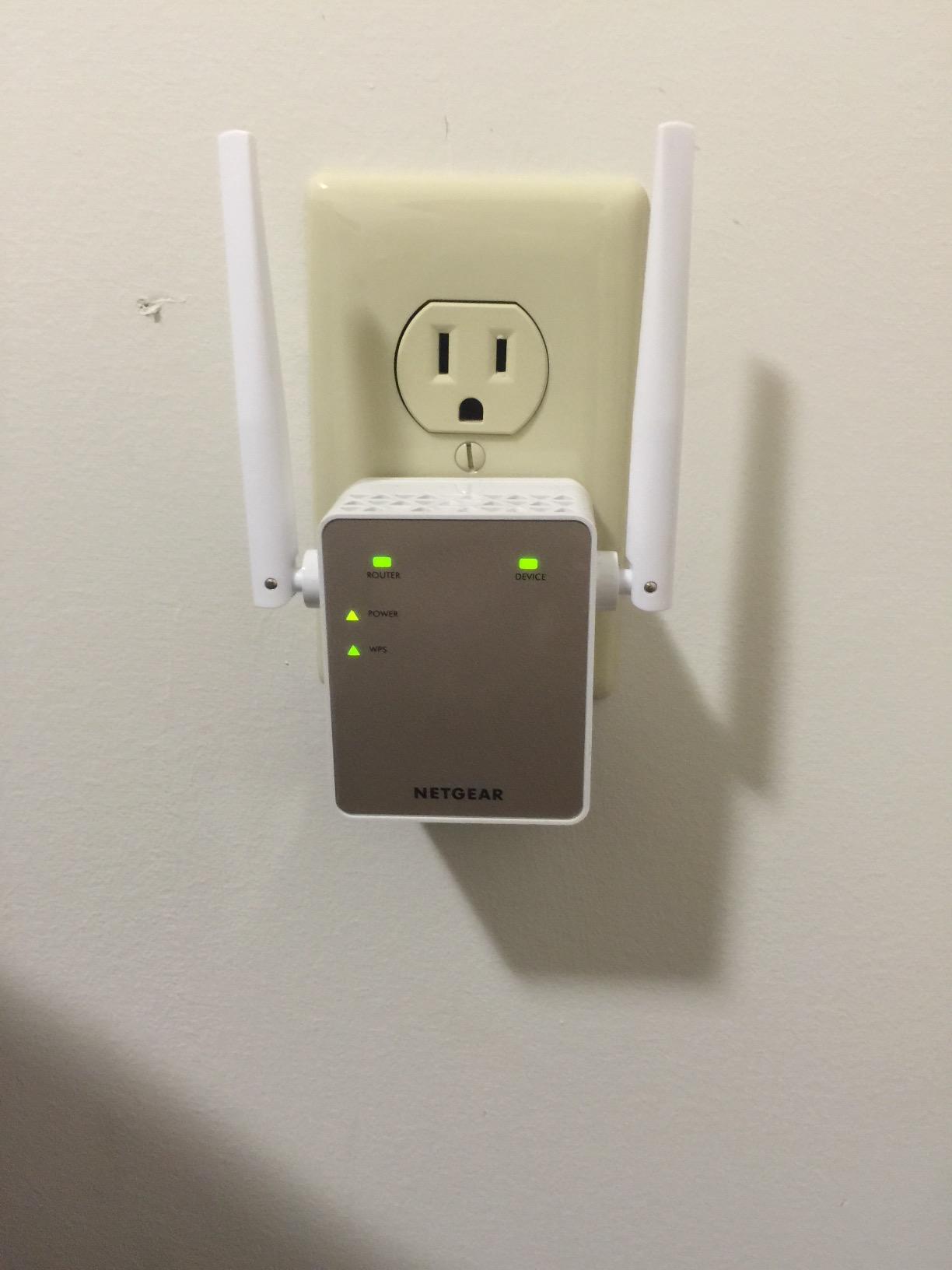 NETGEAR WiFi Range Extender (EX6120) - Add up to 1,500 sq. ft., 25 Devices - AC1200 Dual Band Wireless Signal Extender, Compact Wall Plug Design customer photo 1