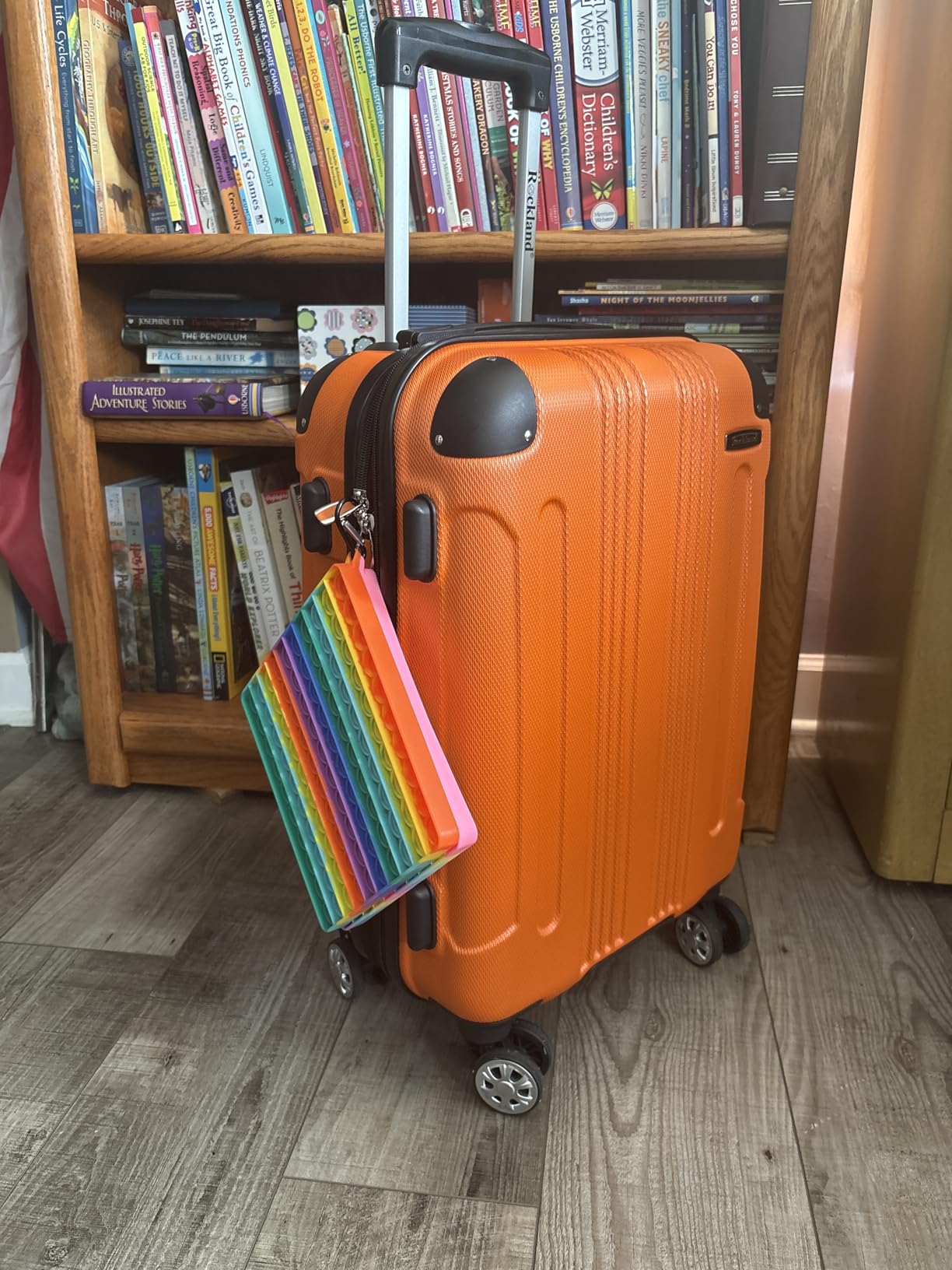 Rockland London Hardside Spinner Wheel Luggage, Charcoal, 3-Piece Set (20/24/28) customer photo 2