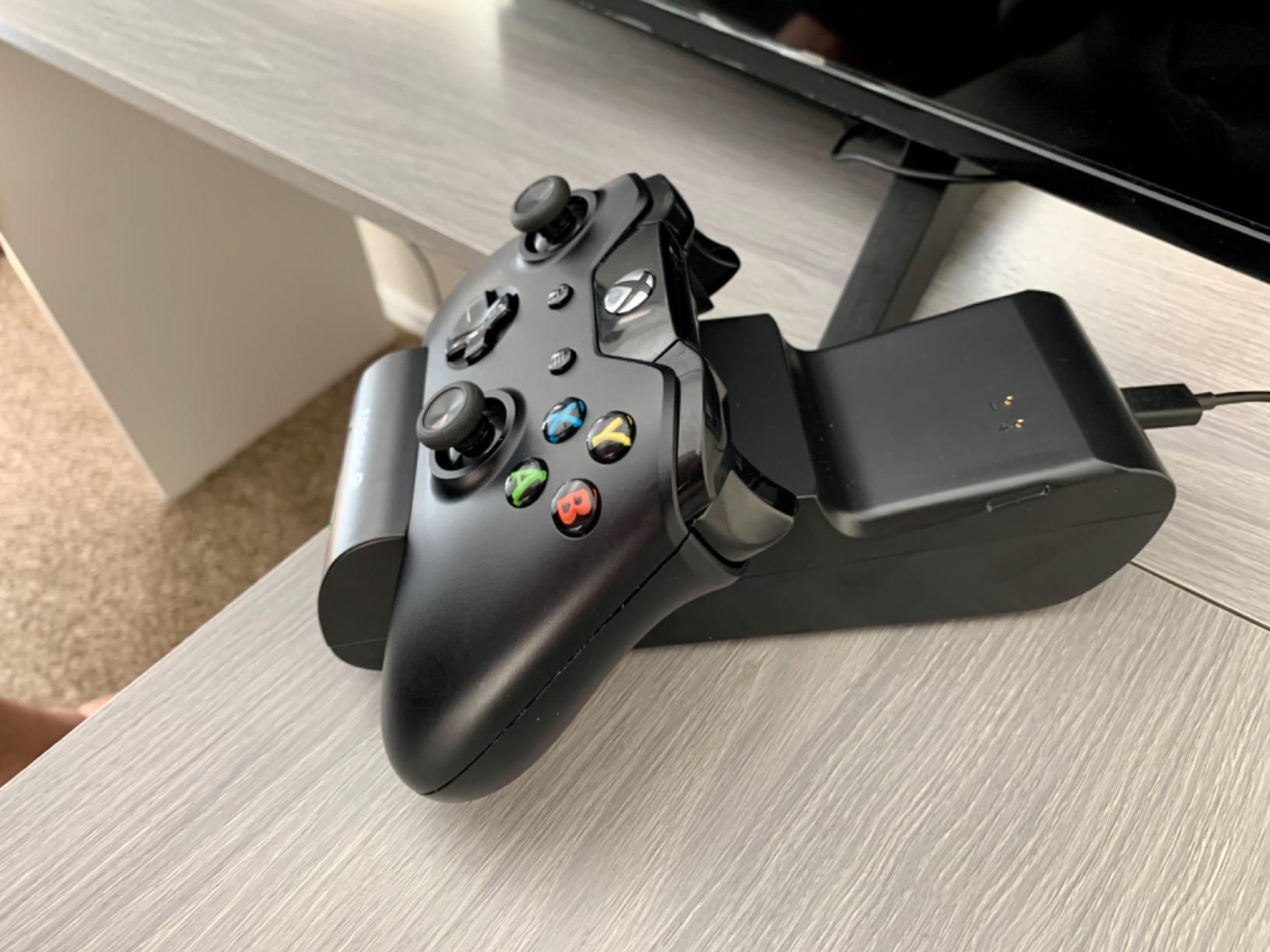 Fosmon Fast Charging for Xbox Controller Charger Station for Xbox Series X | S, Xbox One, Elite, Core w/ 2X 5280mWh Rechargeable Battery Packs, 4 Covers & Dock Stand customer photo 2