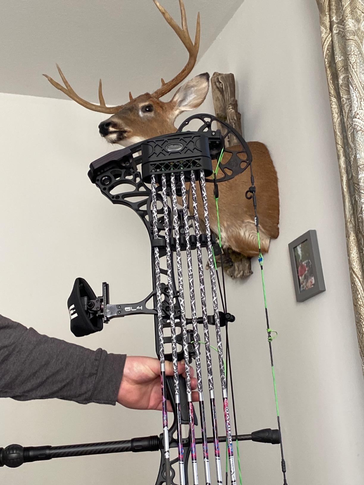 Mathews 6 Arrow Black HD Quiver customer photo 1