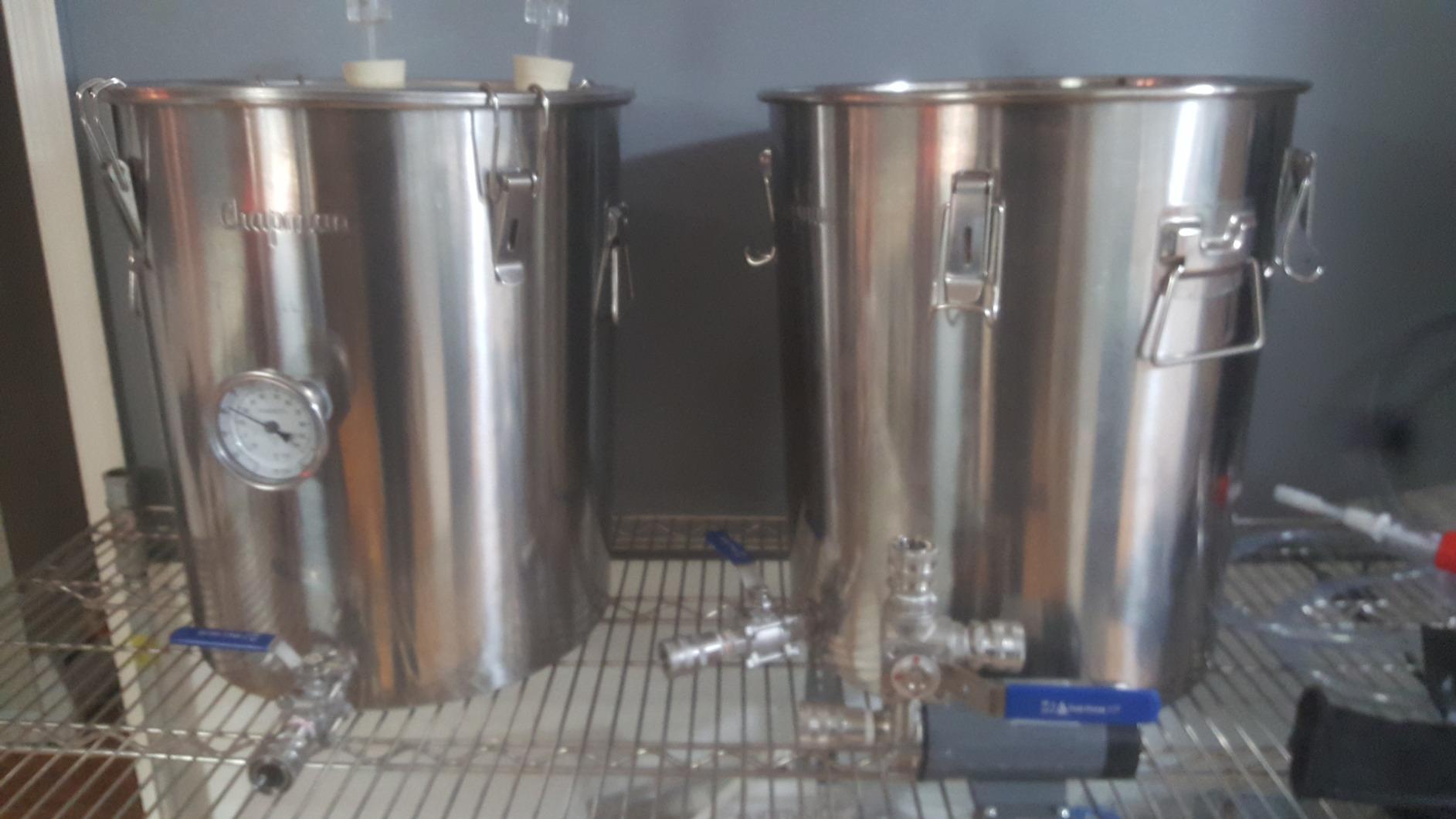 Stainless Steel Fermenter 14 Gallon - Chapman UniVessel customer photo 2