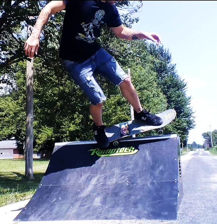 Ramptech Quarterpipe Ramp (2' Tall x 4' Wide) - Weatherproof, Heavy-Duty Indoor and Outdoor DIY Skateboard Ramp Kit - Portable Skateboarding Ramps with Caster Wheels and High Friction ABS Surfacing customer photo 2