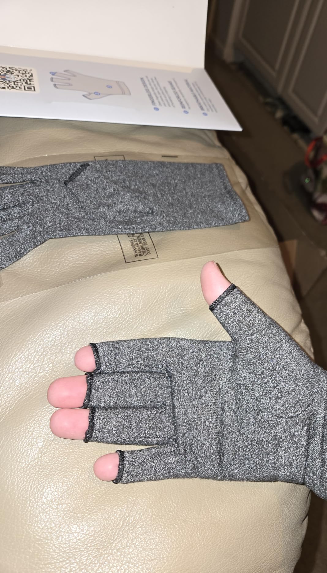 Dr. Frederick's Original Arthritis Compression Gloves for Women & Men - Doctor-Developed Fingerless Hand Support for Arthritis Pain, Carpal Tunnel, Swelling & Poor Circulation - Everyday Wear - Medium customer photo 2