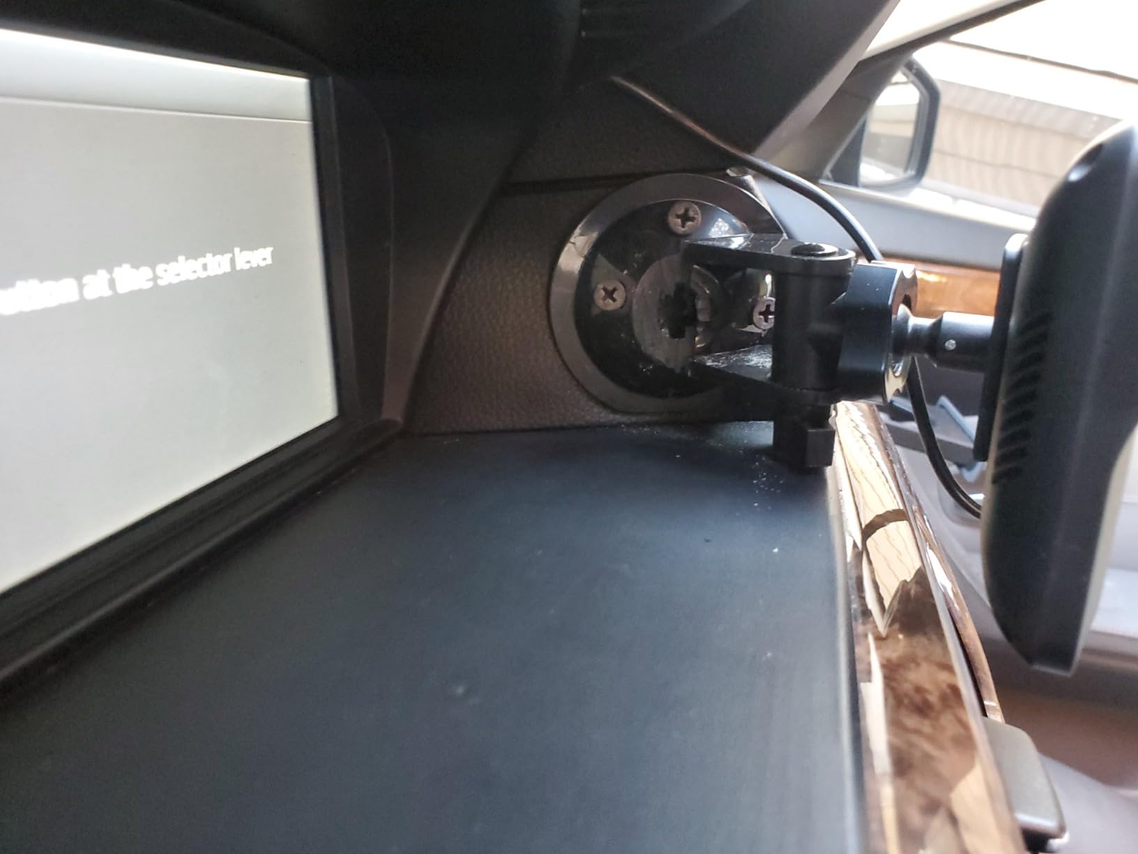 Backup Camera Easy Setup Plug-Play: HD 1080P No-Delay Waterproof - Clear Night Vision Rear View Camera with Monitor for Car Truck SUV - LK3 customer photo 2