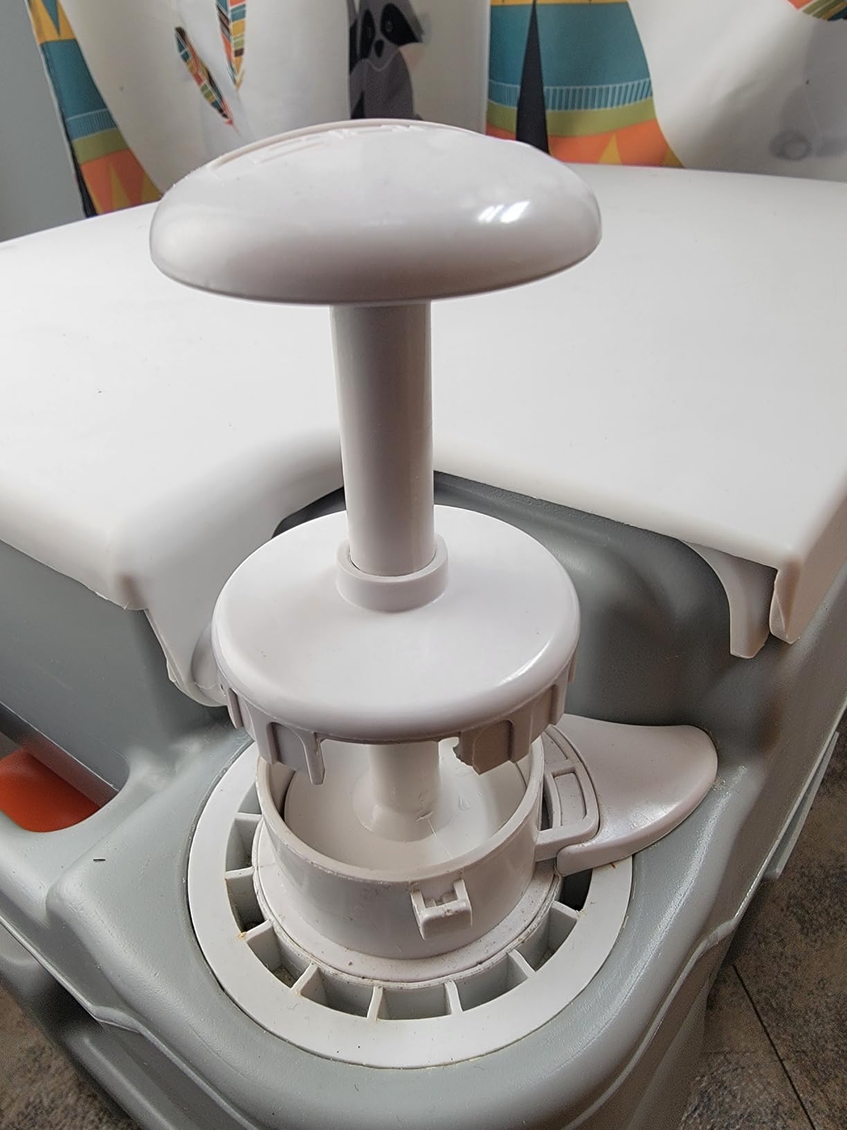 SereneLife Portable Toilet 5.3 Gal Camping Travel Outdoor Flush Toilet Seat customer photo 1
