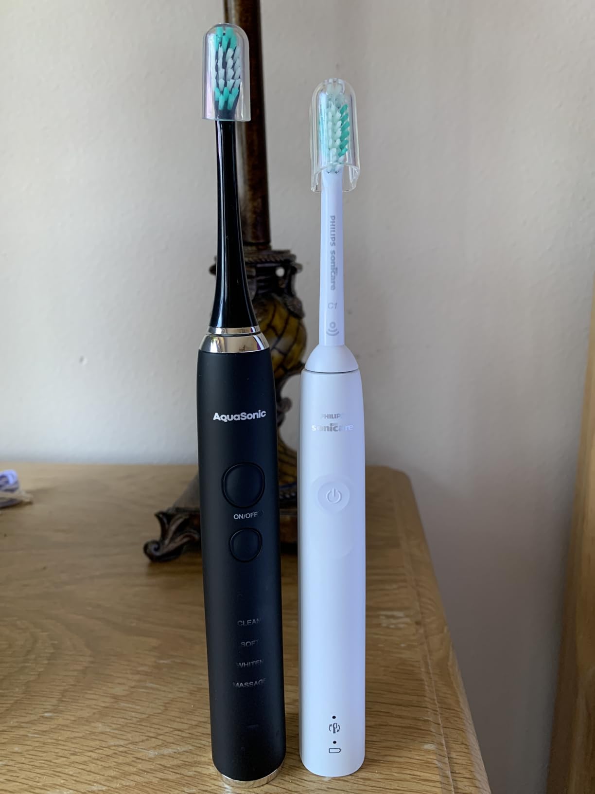 Aquasonic Black Series Ultra Whitening Toothbrush - ADA Accepted Electric Toothbrush - 8 Brush Heads & Travel Case - 40,000 VPM Electric Motor & Wireless Charging - 4 Modes w Smart Timer customer photo 1