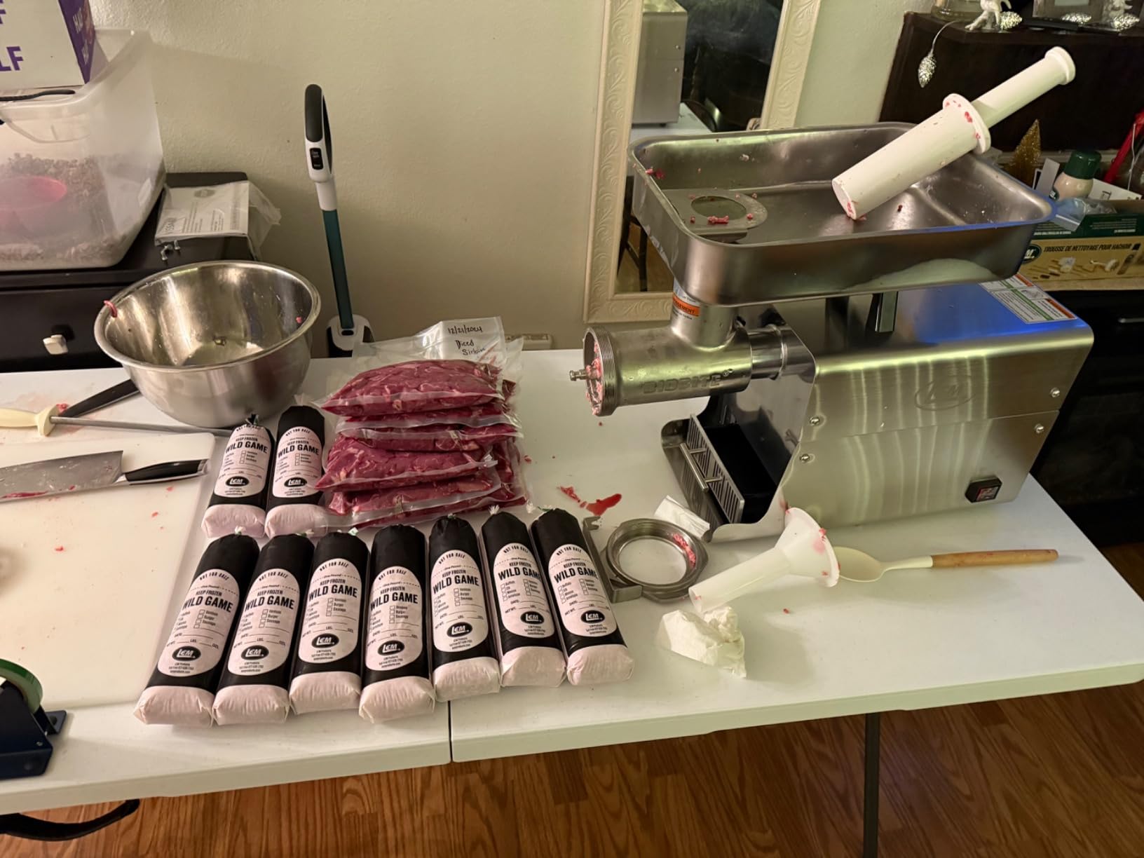LEM Products BigBite #32 Meat Grinder, 1.5 HP Stainless Steel Electric Meat Grinder Machine, Ideal for Professional Use customer photo 2