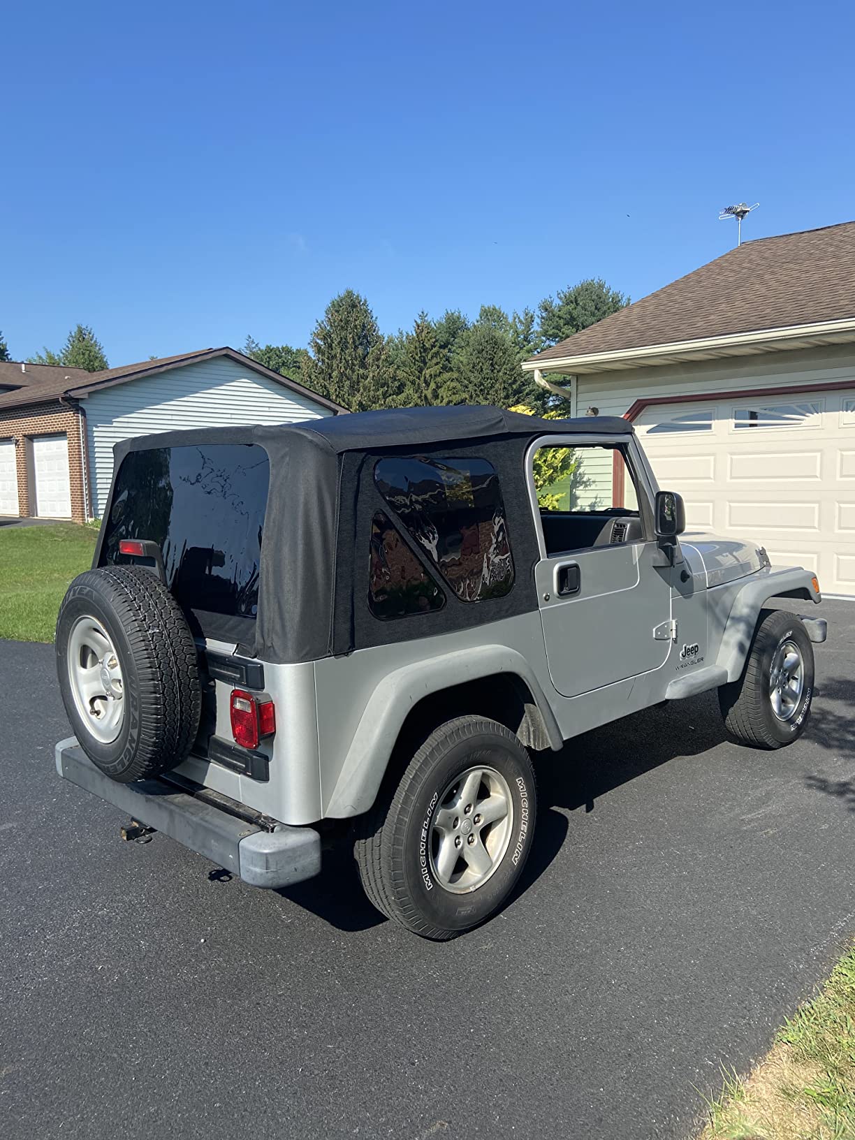 SmittyBilt REPL SOFT TOP TINTED WIN - SB9971235 customer photo 1