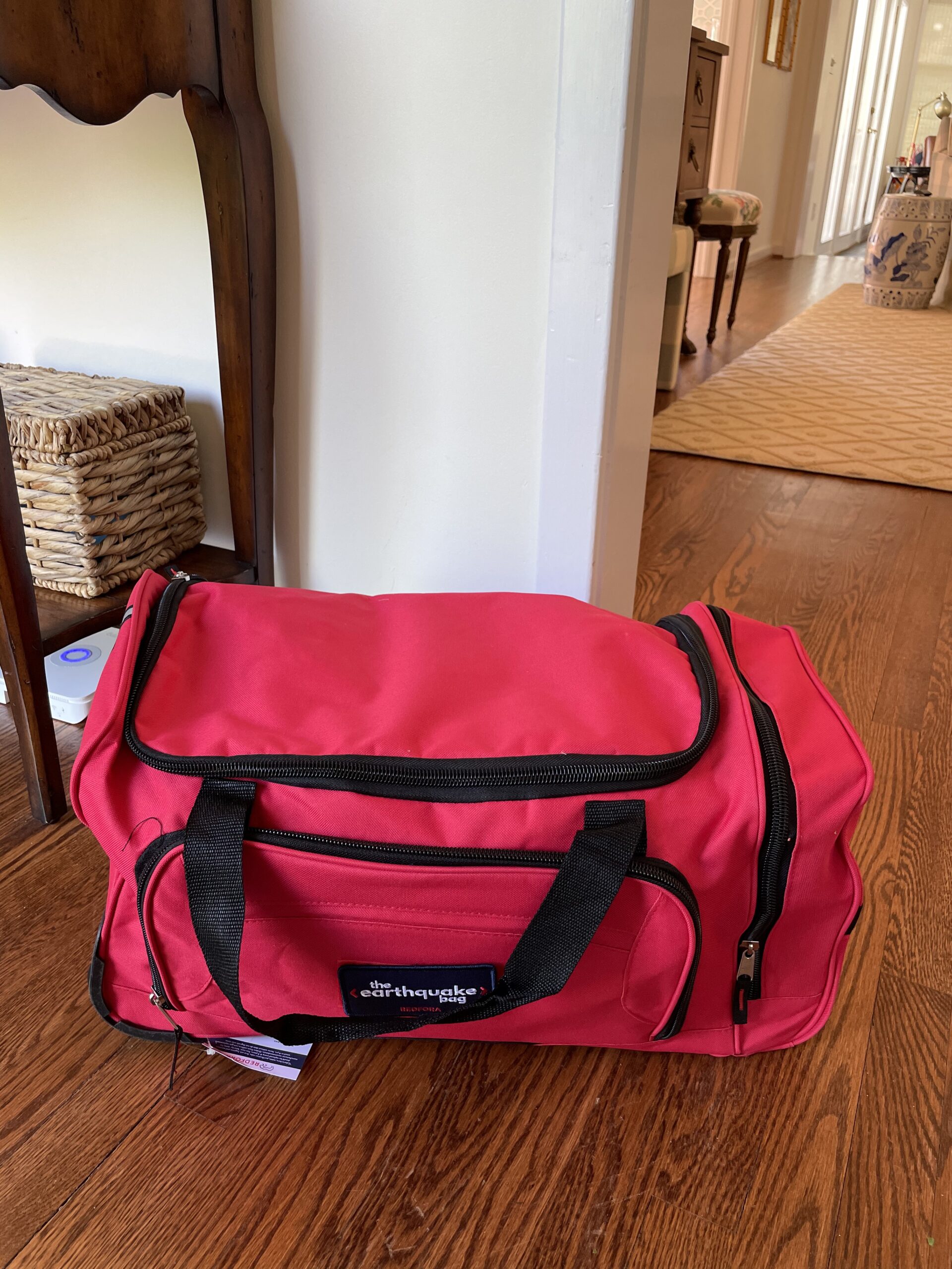 Complete Earthquake Bag - 3 Day Emergency kit for Earthquakes, Hurricanes, Wildfires, Floods + Other disasters customer photo 1