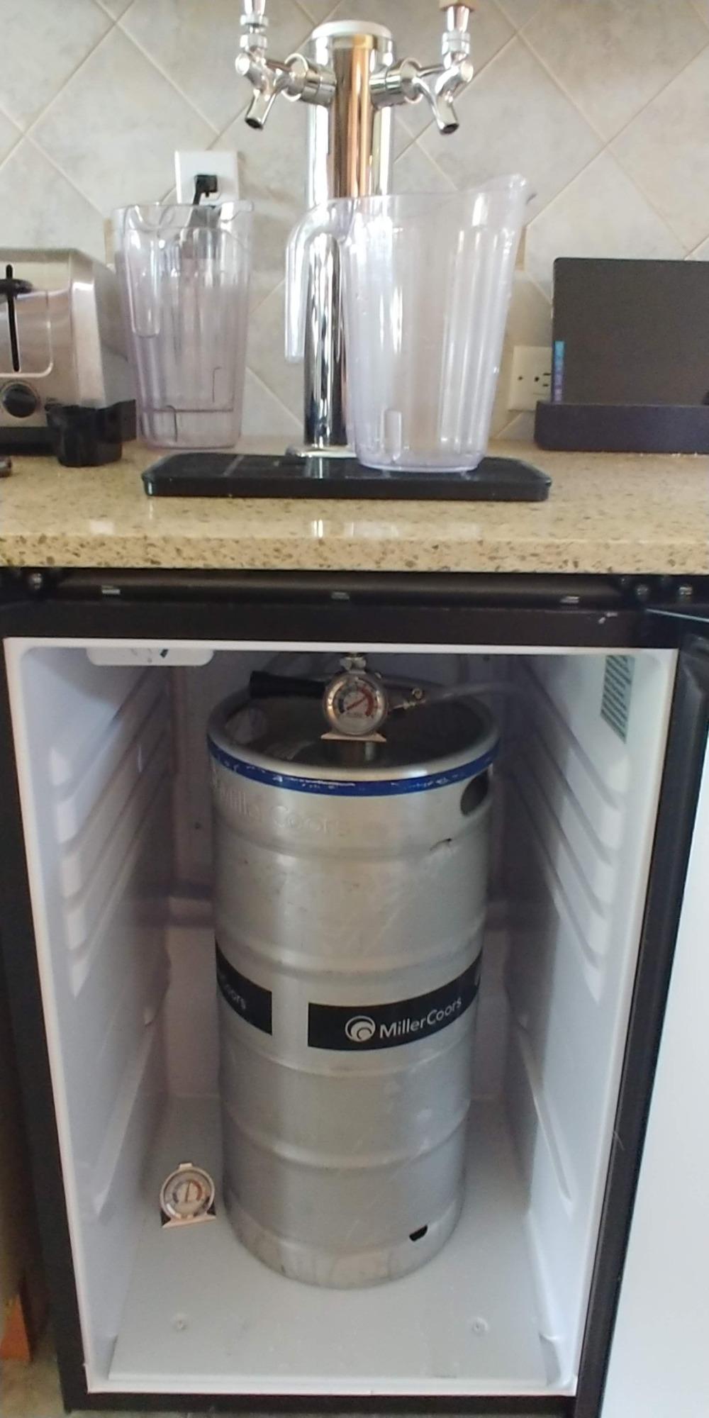Danby DKC054A1BSLDB 5.4 Cu.Ft. Kegerator, Auto Defrost and Mechanical Thermostat, Keg Cooler with Scratch-Resistant Worktop and Reversible Door Hinge, Single Tap, Steel customer photo 1