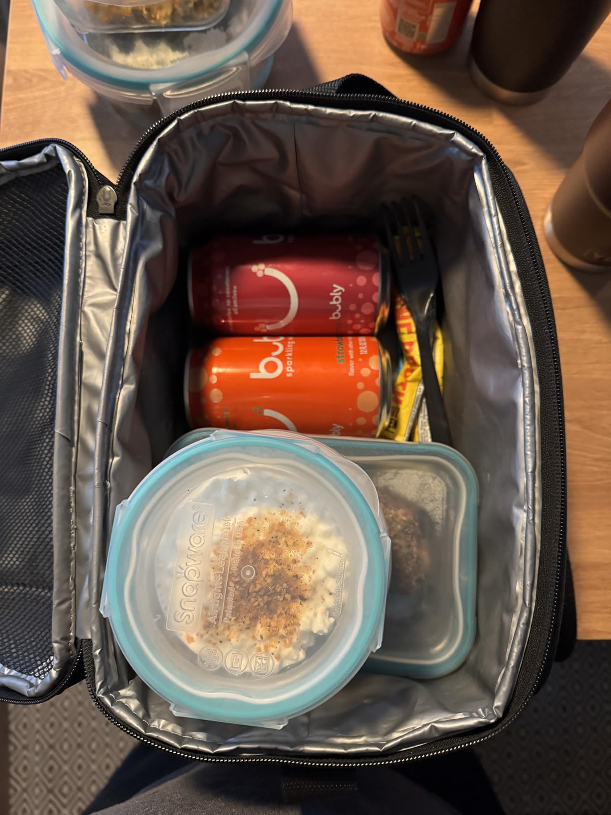 Carhartt Camping Cooler, Worksite Lunchbox, Soft Shell Lunch Bag for Construction Sites, Work and Everyday Use, Black customer photo 2