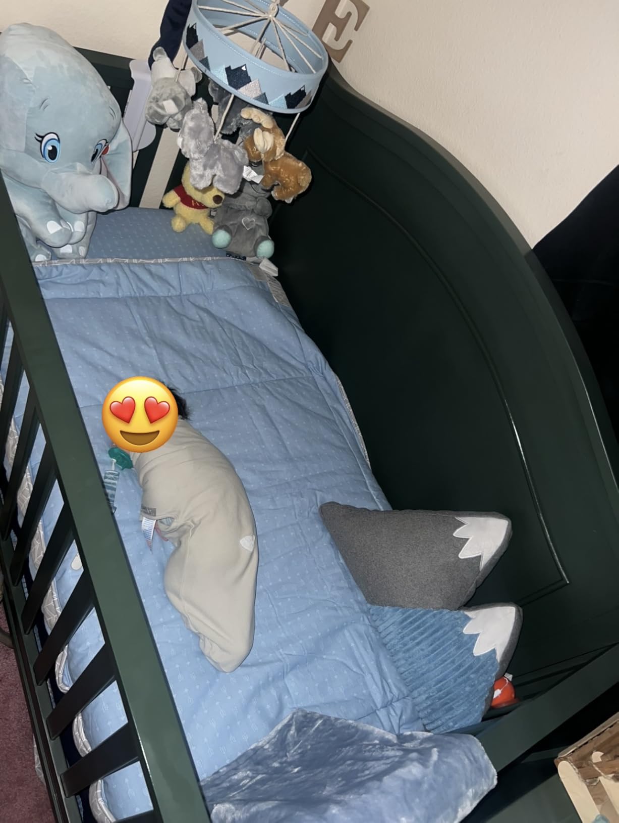 Davinci Charlie 4-in-1 Convertible Crib - GREENGUARD Gold Certified - Converts from Baby Crib to Toddler Bed, Daybed, and Full-Size Bed - 4 Adjustable Heights - White customer photo 1