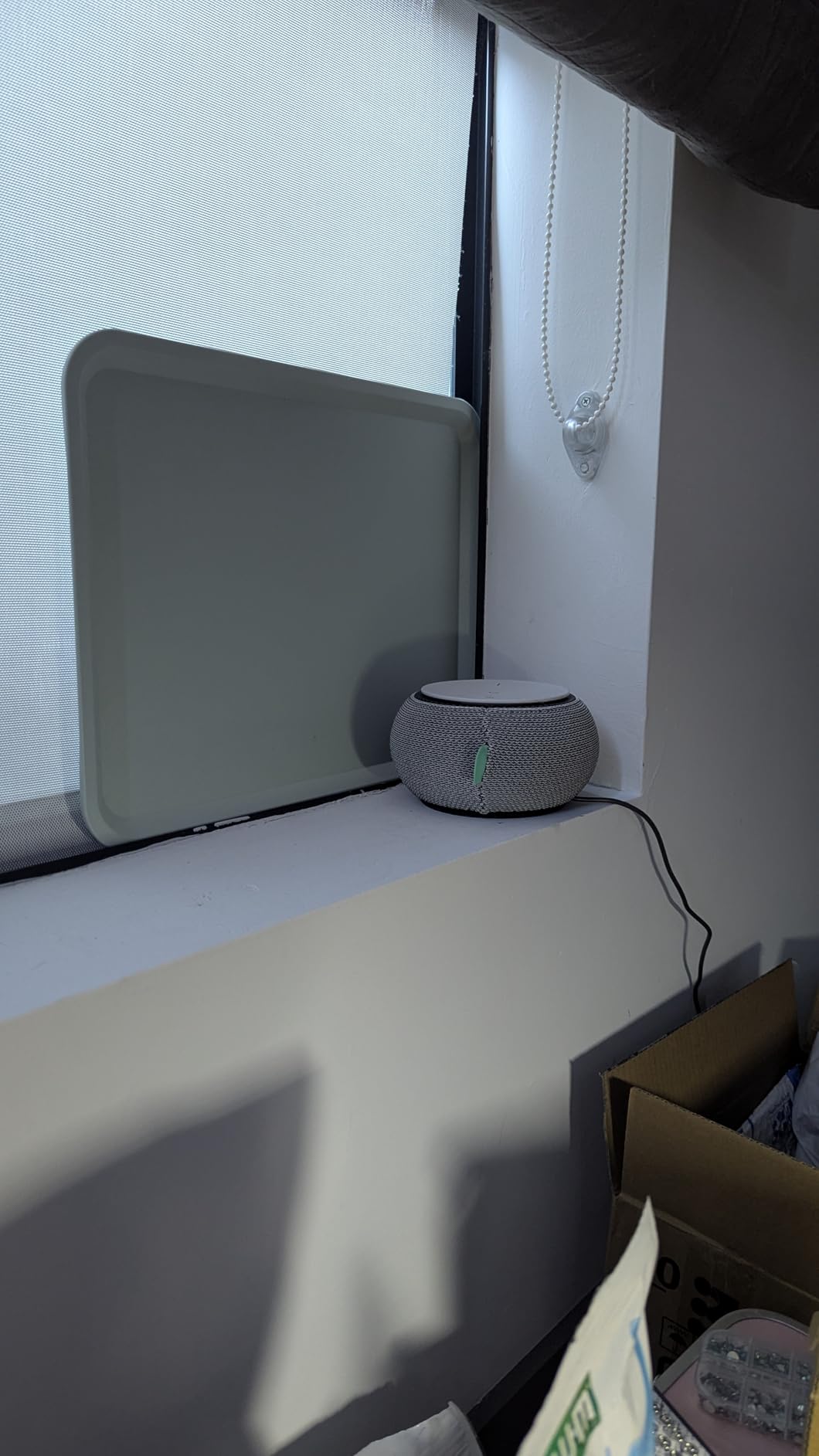 SNOOZ Smart White Noise Sound Machine customer photo 1