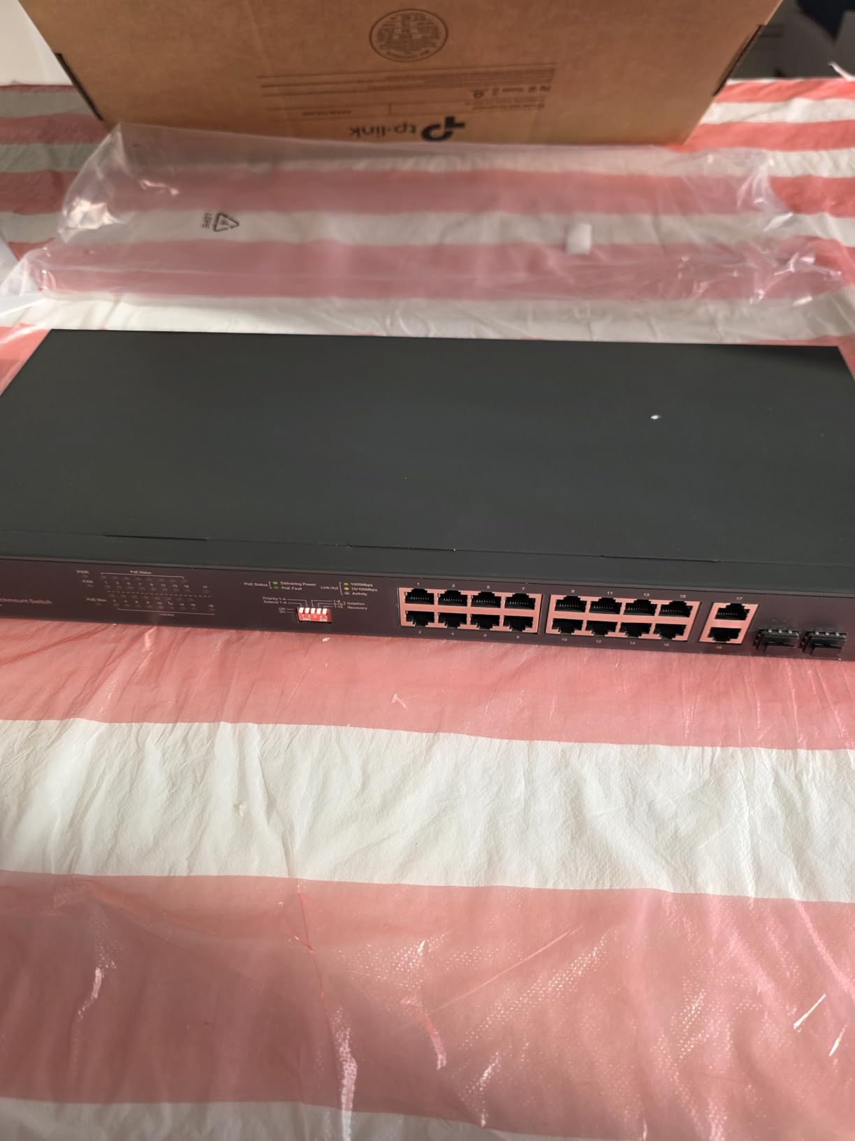 TP-Link TL-SG1005P, 5 Port Gigabit PoE Switch, 4 PoE+ Ports @65W, Desktop, Plug & Play, Sturdy Metal w/ Shielded Ports, Fanless, QoS & IGMP Snooping customer photo 1