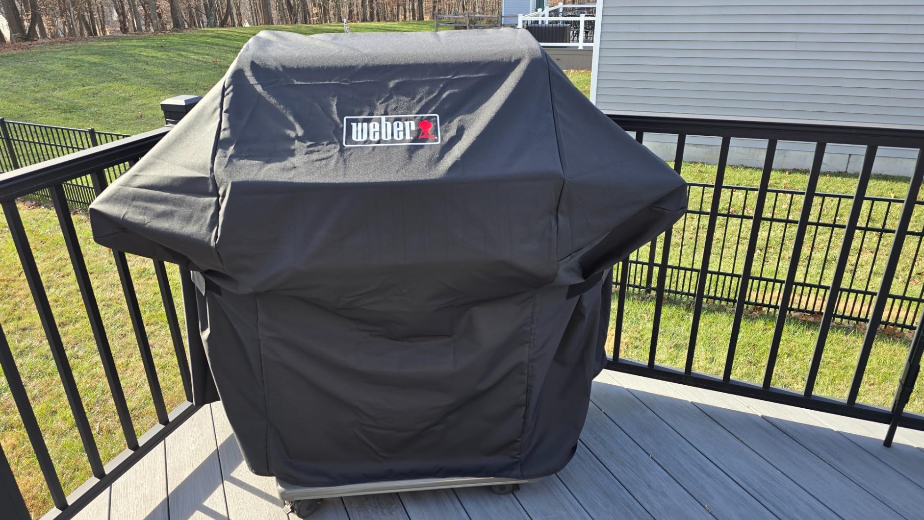 Weber Premium Outdoor Grill Cover, Water-Resistant, Compatible with Large Spirit Series Gas Grills, Black customer photo 1