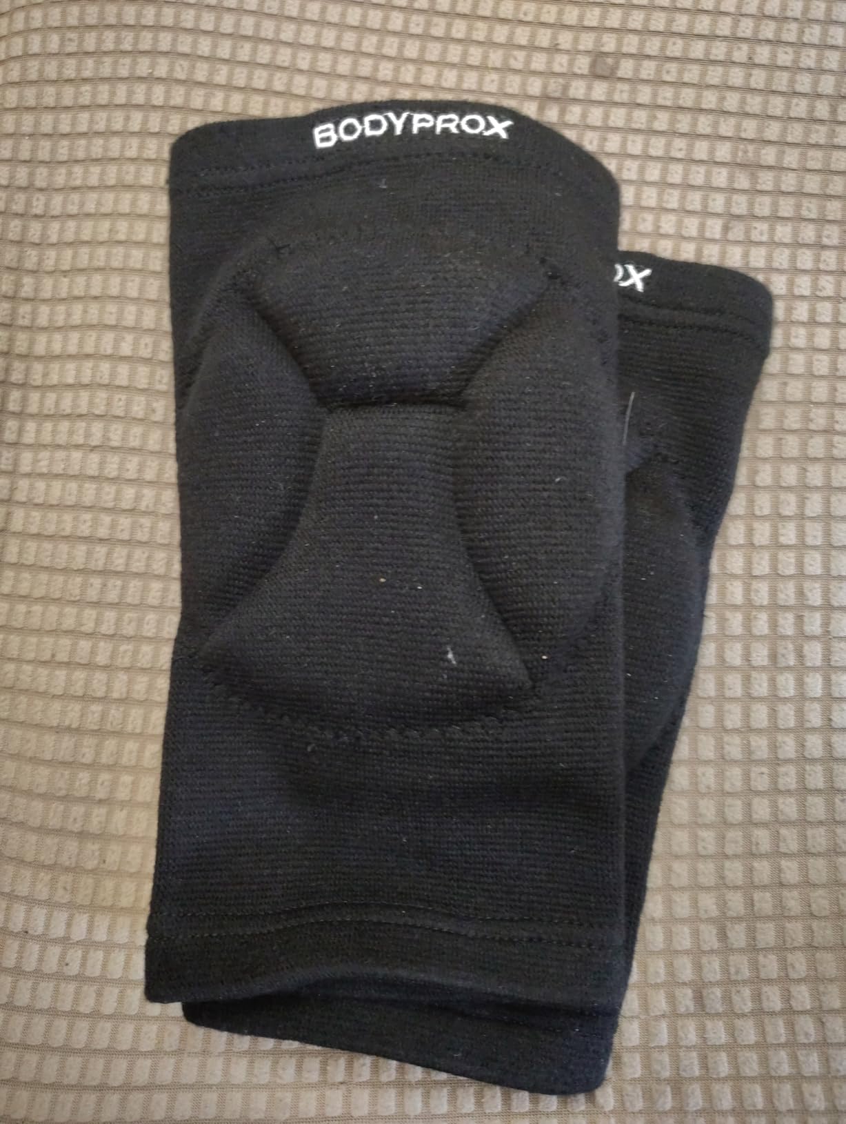 Bodyprox Volleyball Knee Pads for Junior Youth customer photo 2
