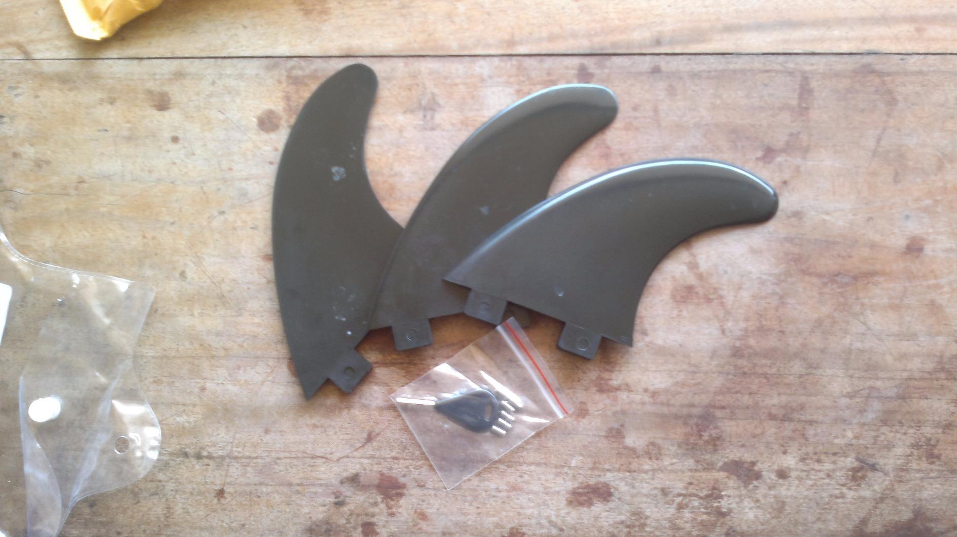 BPS New Zealand Fiberglass Reinforced Eco Surfboard Fins with 60% Recycled Nylon Plastic Thruster 3 Fins Set (FCS G5 M5 Style), with FCS Screws and Hex Key customer photo 2