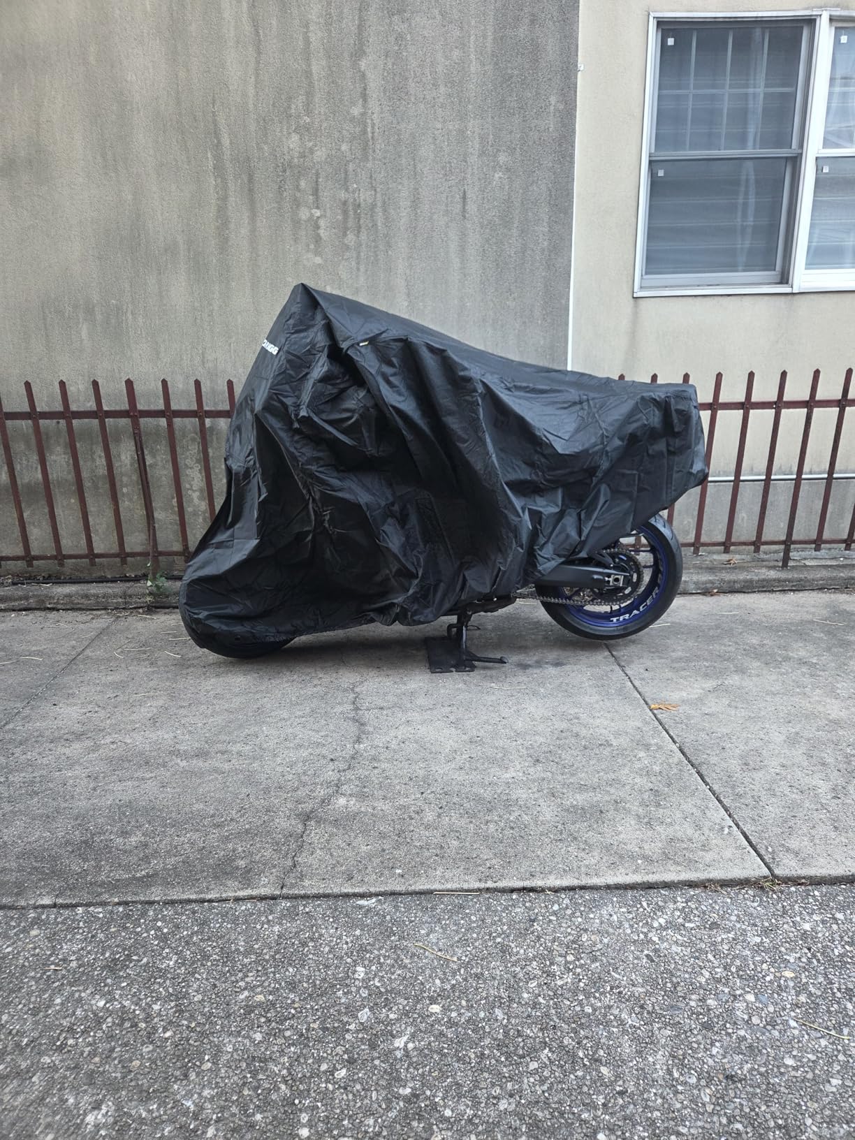 Nelson Rigg USA Defender Extreme Motorcycle Cover; Waterproof; Outdoor All Weather; Fade Resistant; Ventilated; Reflective; Lock Grommets; Storage Bag (XX-Large) customer photo 2