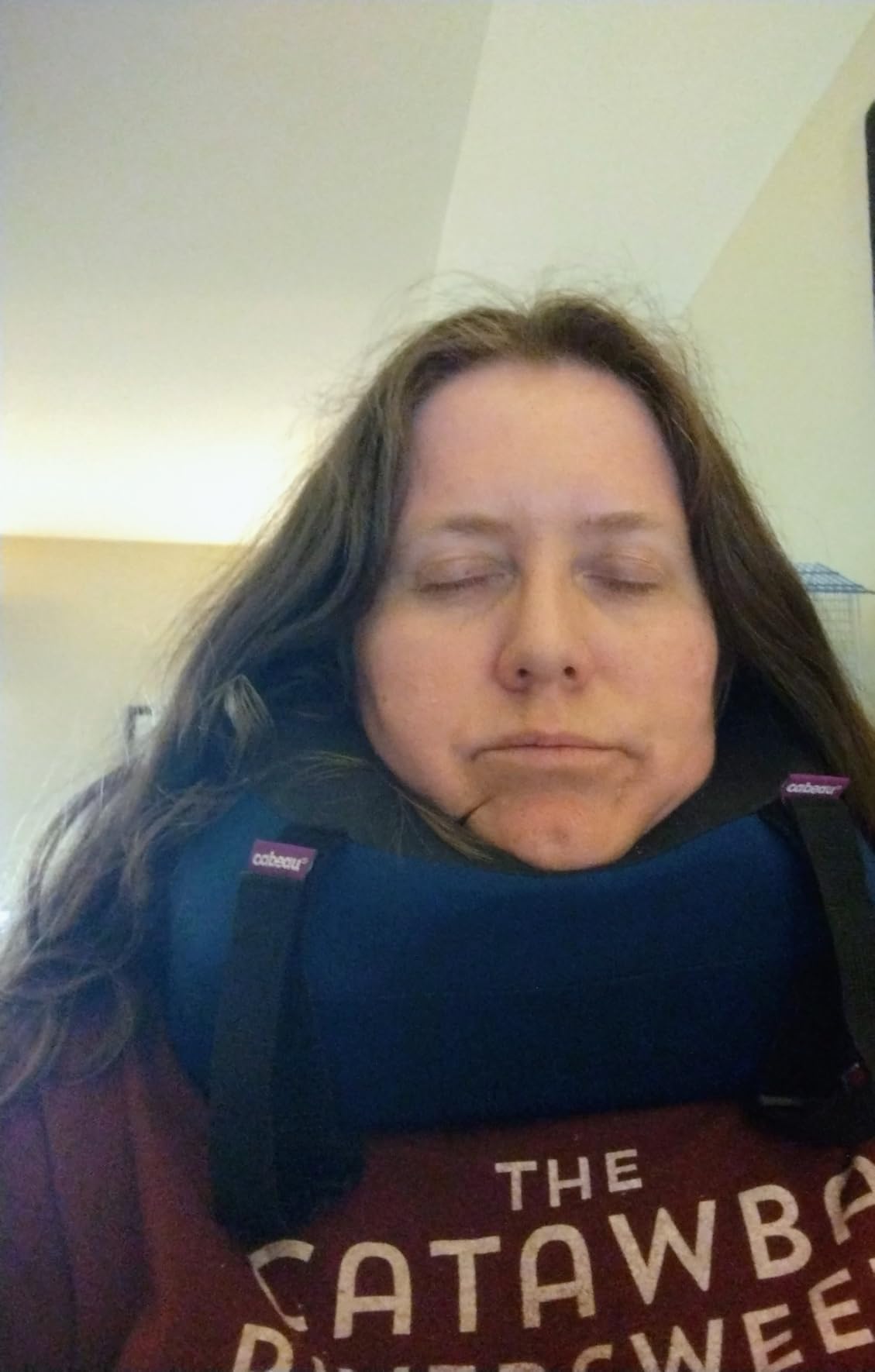 Cabeau Evolution S3 Travel Pillow - Straps to Airplane Seat - Memory Foam - Quick-Dry Fabric (Indigo) customer photo 2