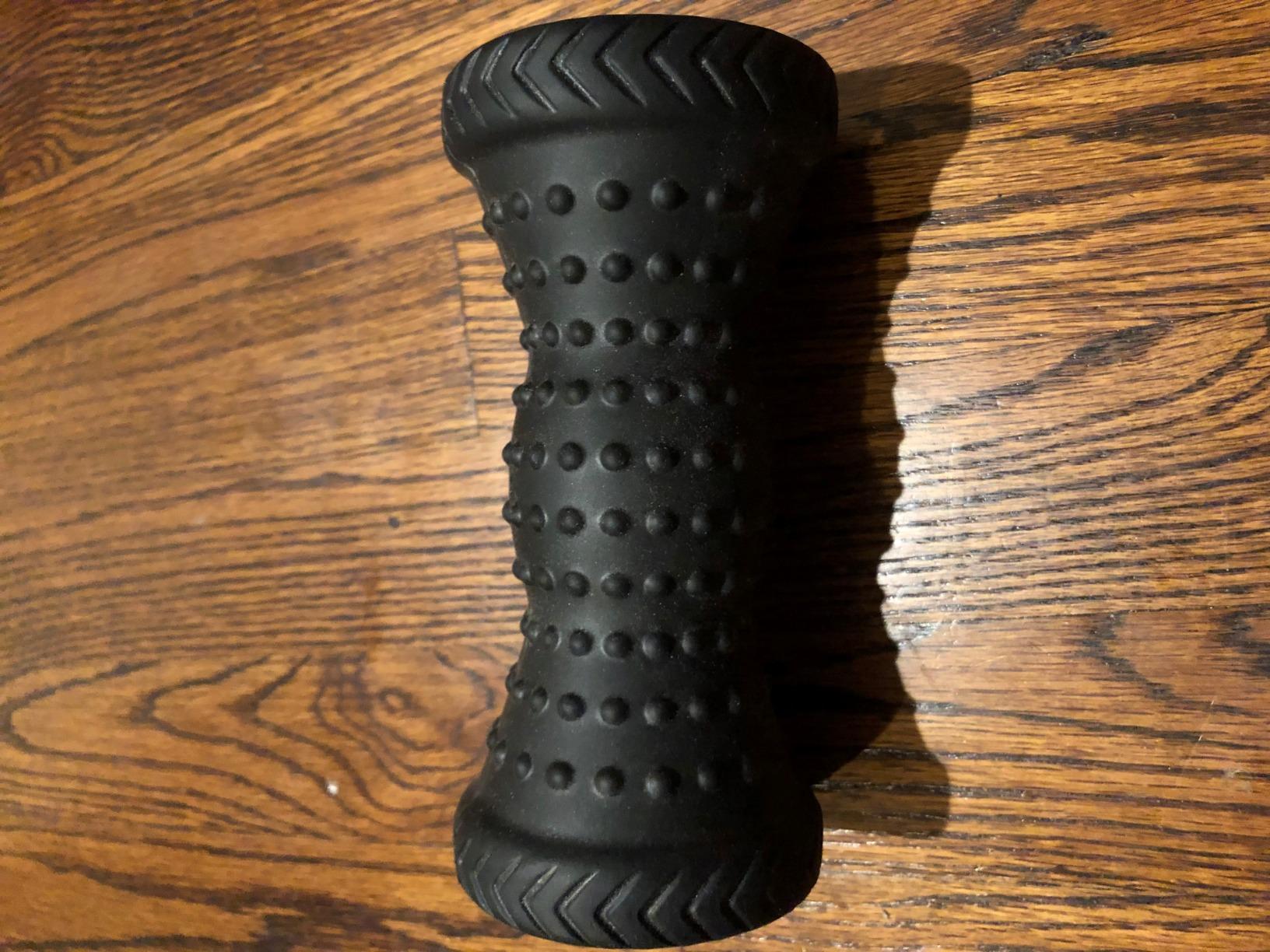 Tumaz Foot Roller for Plantar Fasciitis Relief, Foot Massage Roller for Alleviate Planter Fasciitis Pain,Arch Pain,Trigger Points & Deep Tissue, Portable - Reflexology Tool, Black customer photo 2