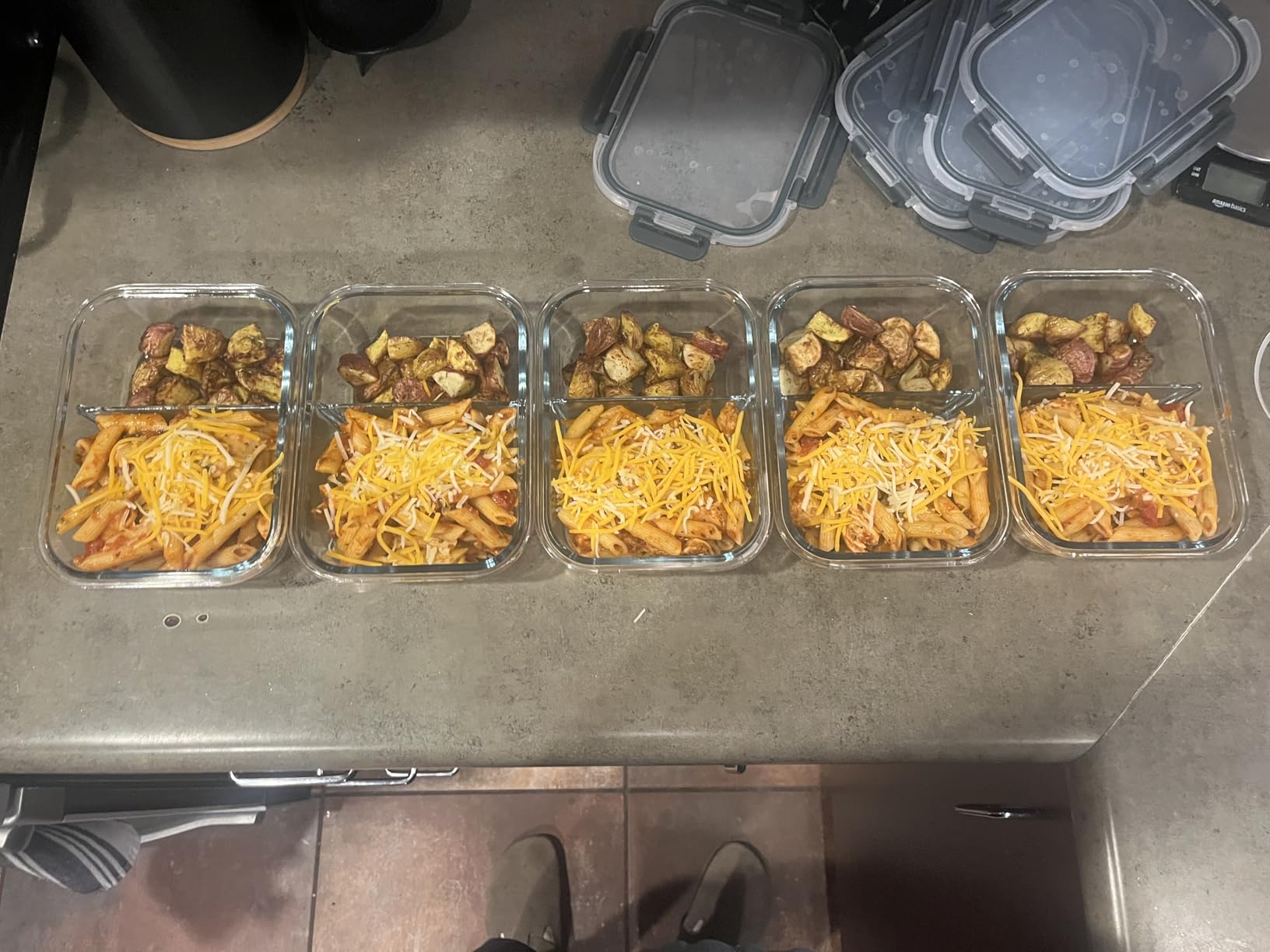 M MCIRCO [5-Pack,36 Oz] Glass Meal Prep Containers 2 Compartments Portion Control with Upgraded Snap Locking Lids Glass Food Storage Containers, Microwave, Oven, Freezer and Dishwasher (4.5 Cups) customer photo 2