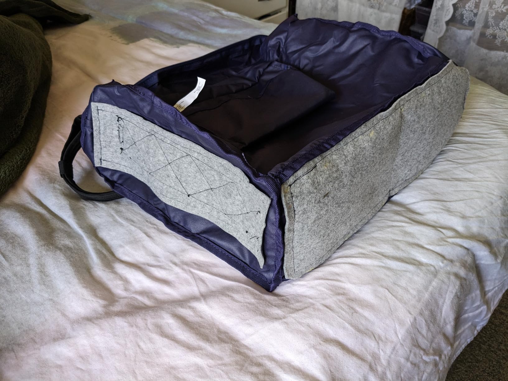 Samsonite Foldaway Packable Tote Sling Bag customer photo 1