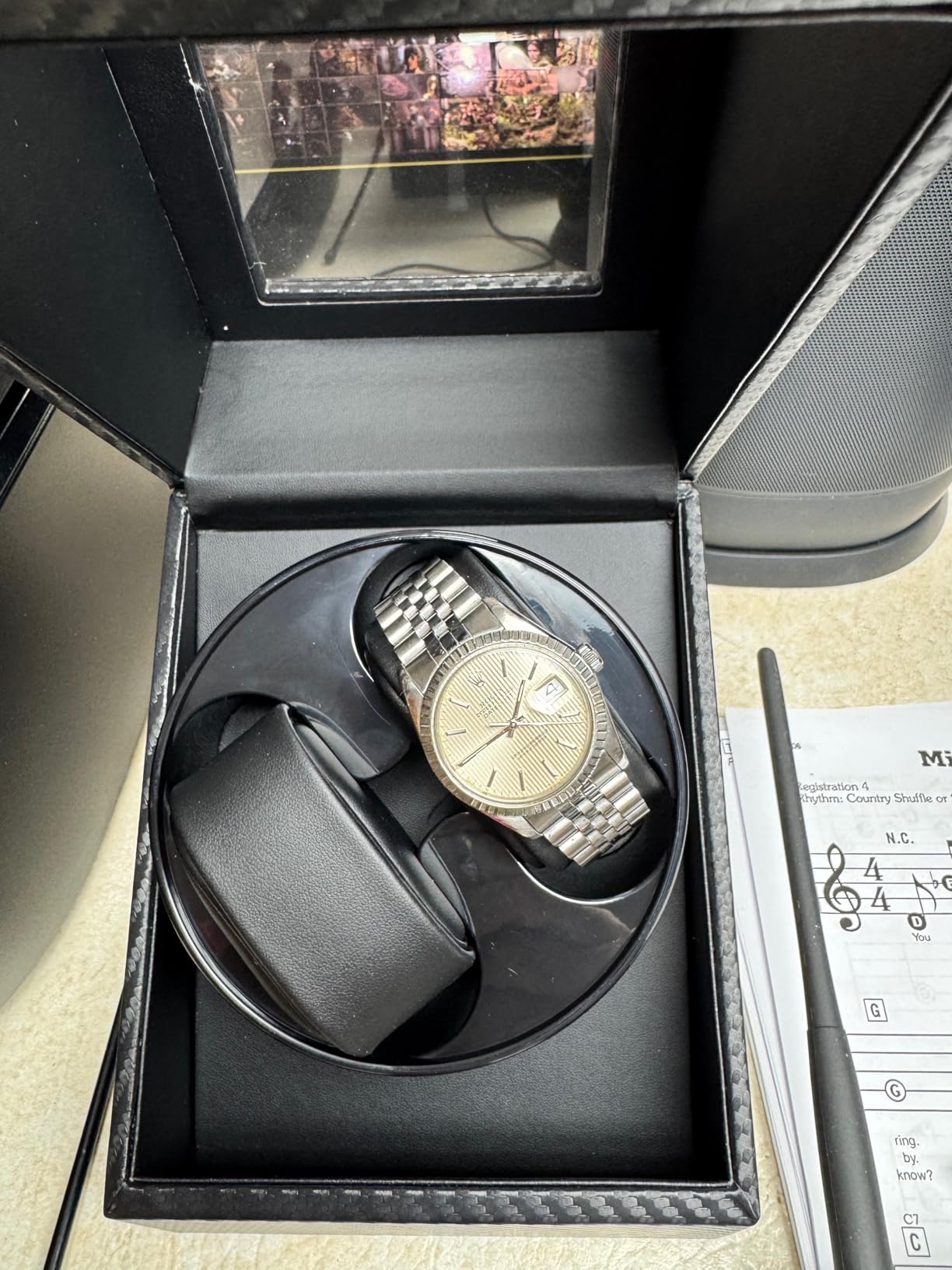 Single Watch Winder for Automatic Watches, with Super Quiet Japanese Motor, 4 Rotation Mode Setting, Flexible Plush Pillow Fit Lady and Man Watches customer photo 1