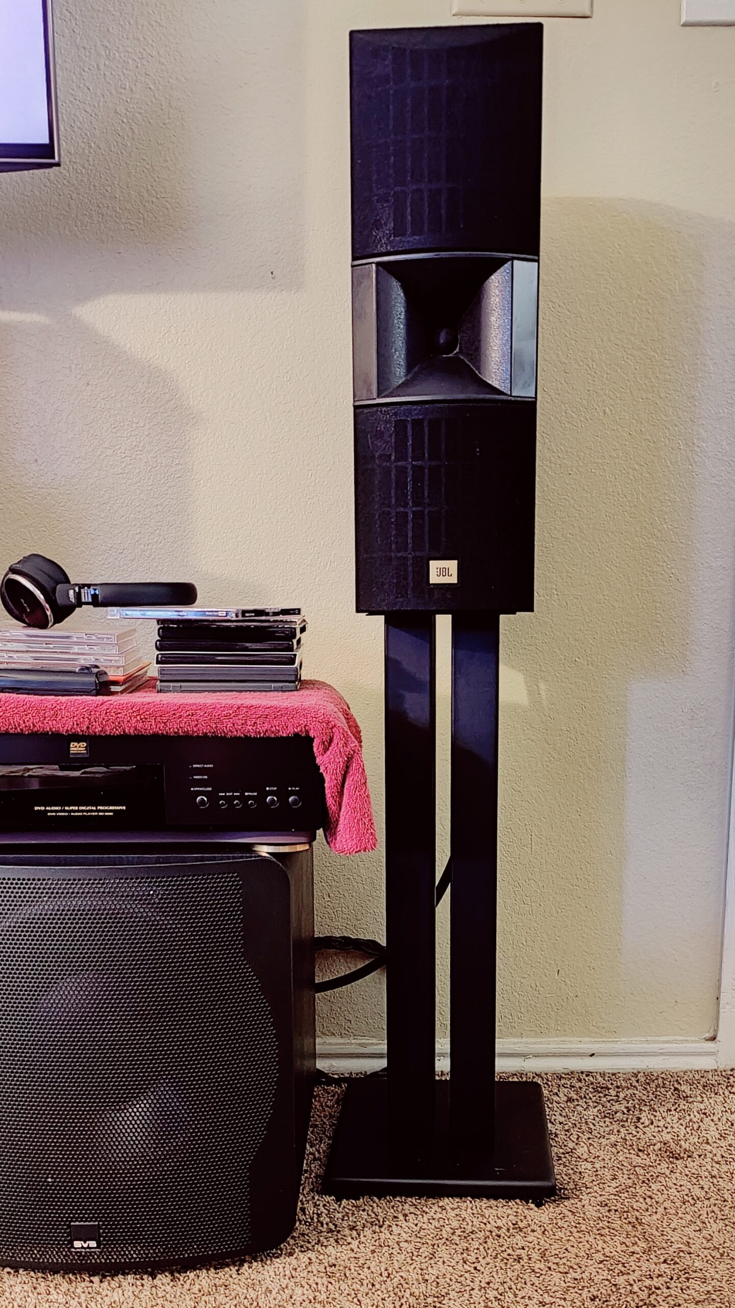 Monolith 28 Inch Speaker Stand (Each) - Supports 100 lbs, Adjustable Spikes, Compatible with Bose, Polk, Sony, Yamaha, Pioneer and Others, Black customer photo 2