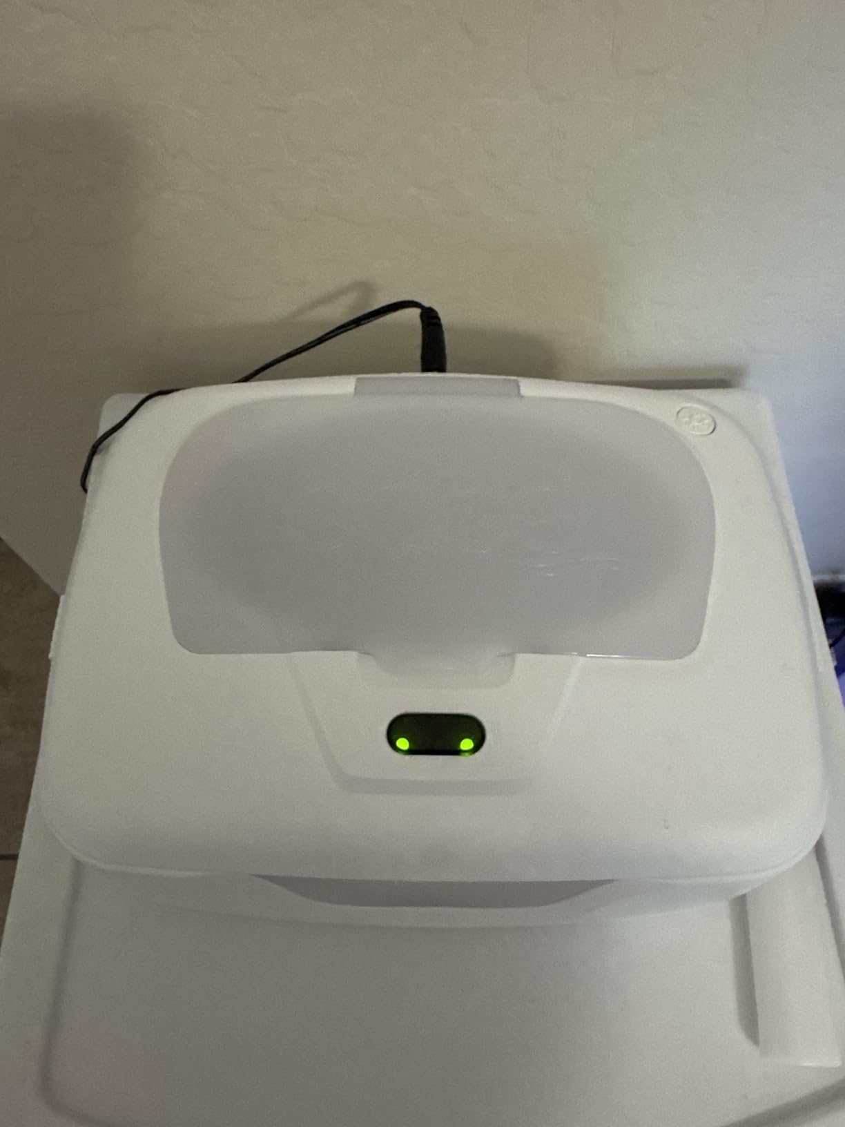 Baby Wet Wipe Warmer and Wet Wipe Dispenser with Advanced Features - 4 Bright Auto Off LED Ample Lights customer photo 1